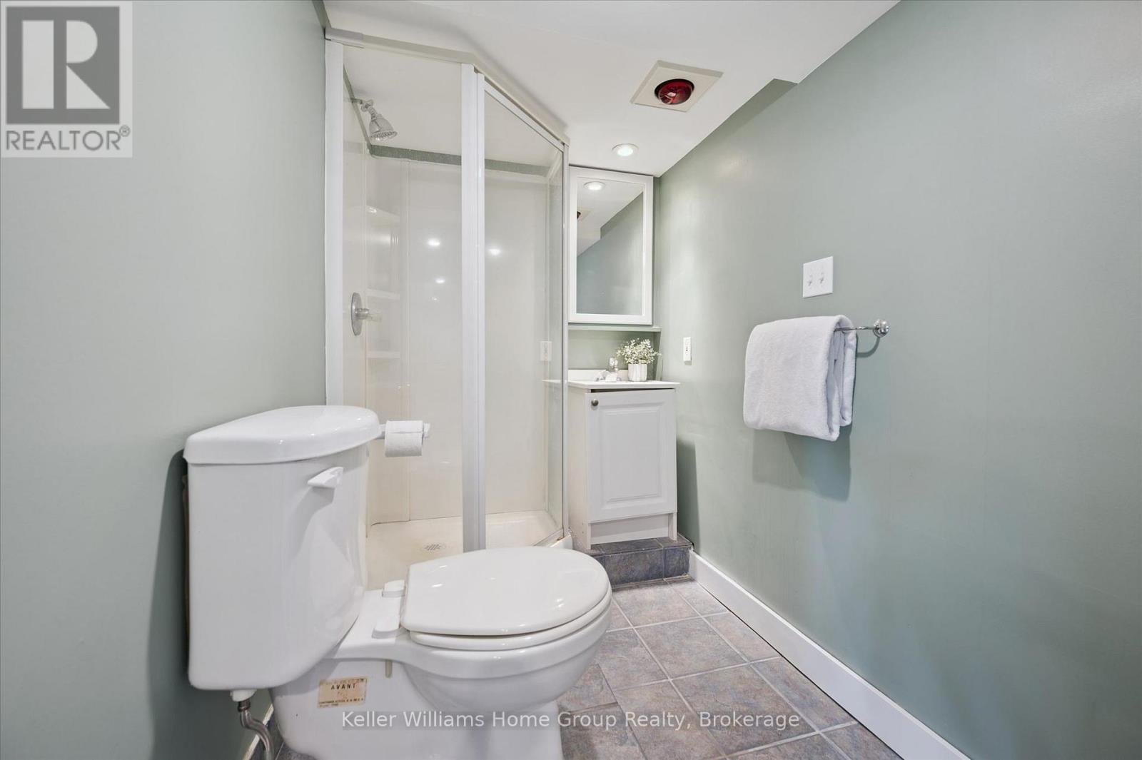 490 GARAFRAXA STREET E - 42