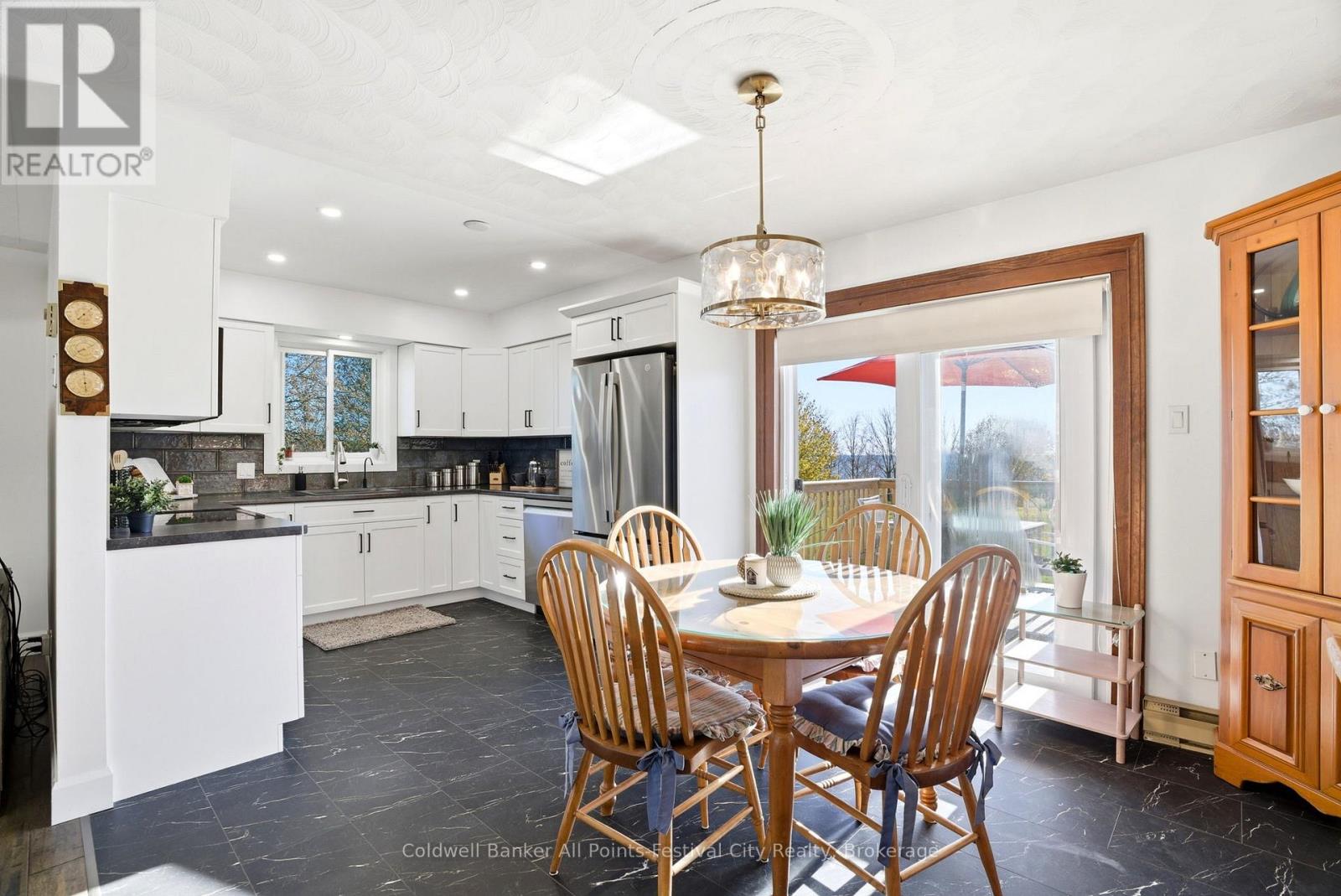 306 LAKESIDE DRIVE - 13