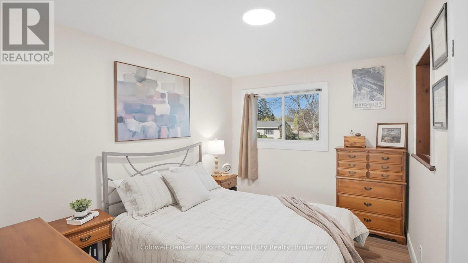 306 LAKESIDE DRIVE - 17