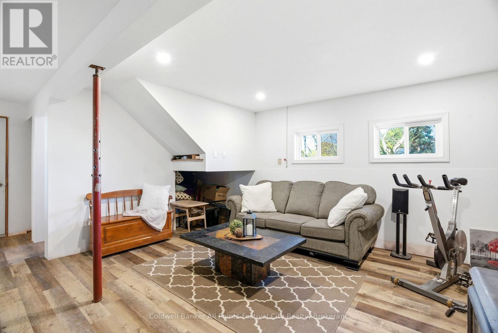 306 LAKESIDE DRIVE - 26