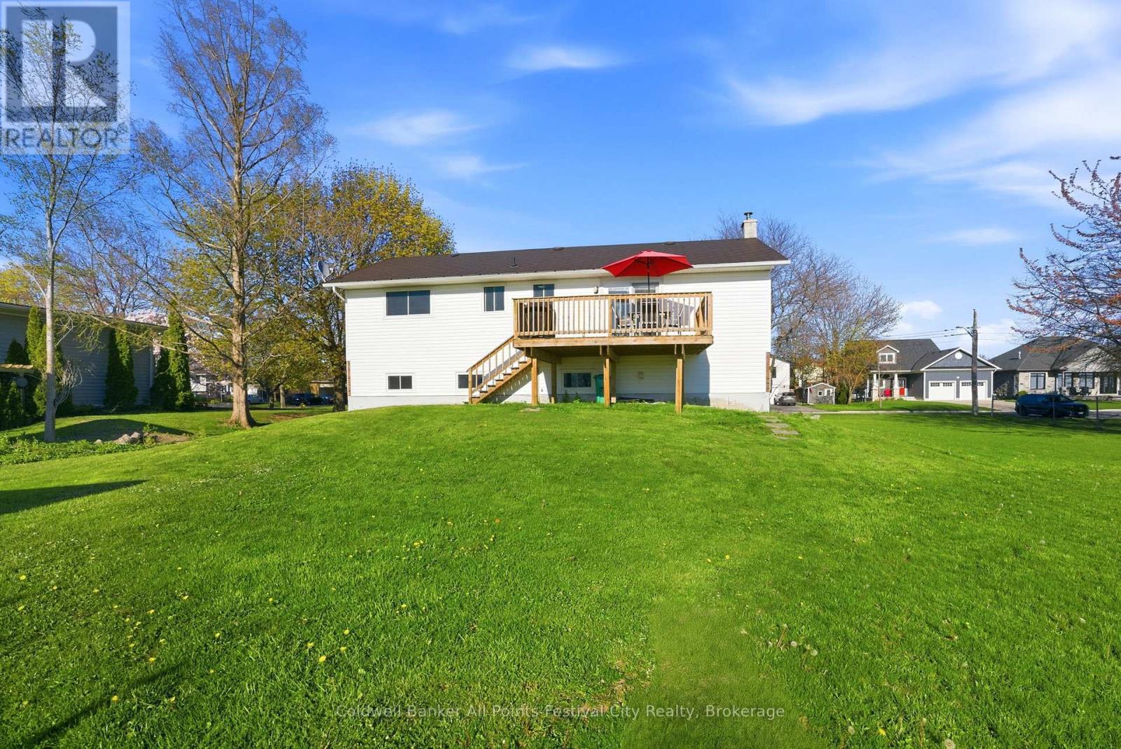 306 LAKESIDE DRIVE - 36