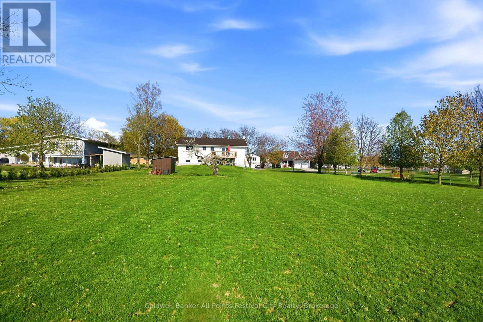 306 LAKESIDE DRIVE - 37