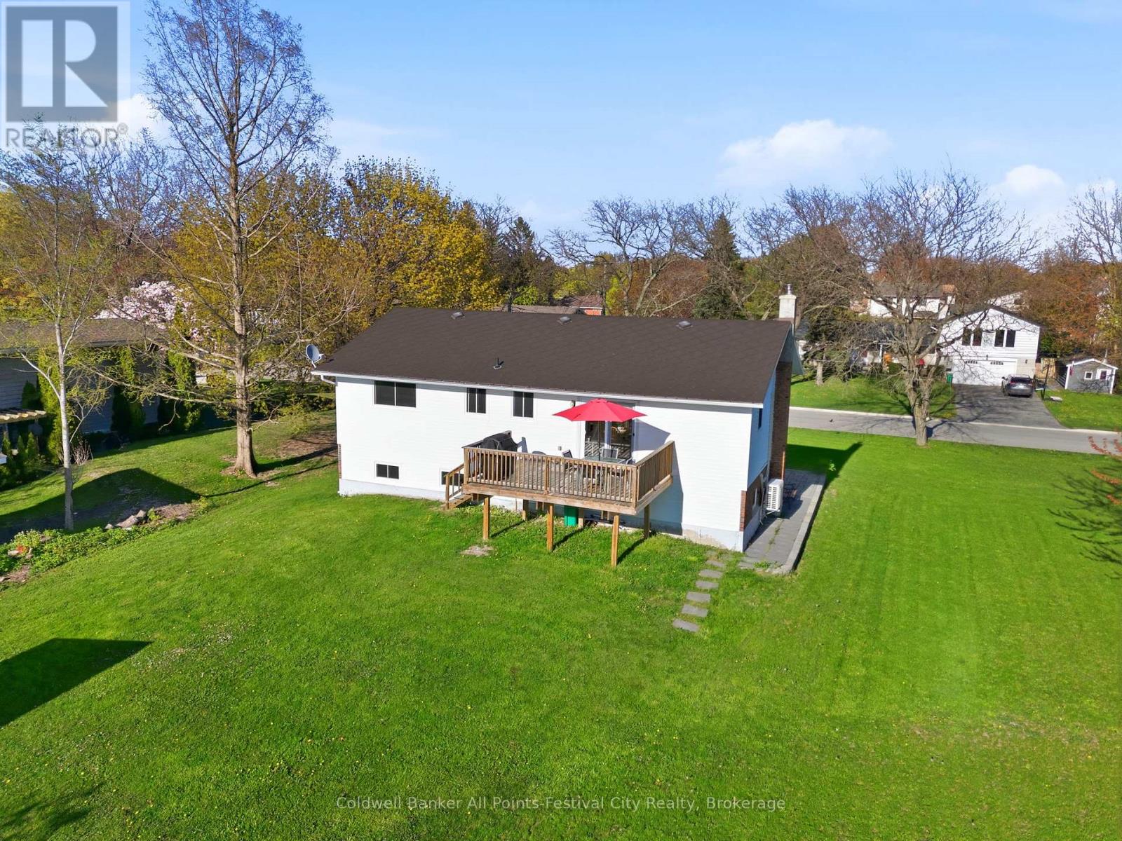 306 LAKESIDE DRIVE - 41