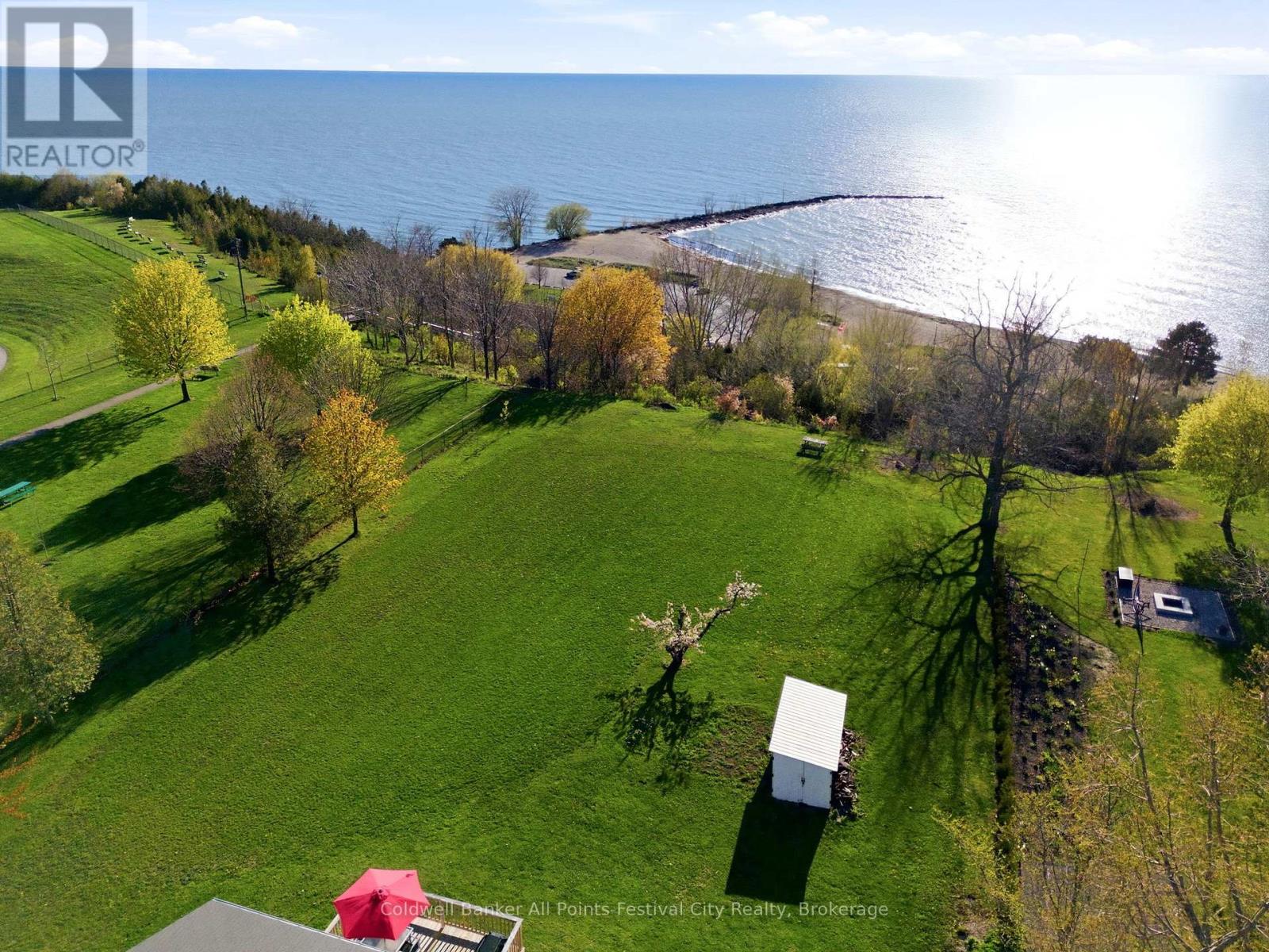 306 LAKESIDE DRIVE - 42