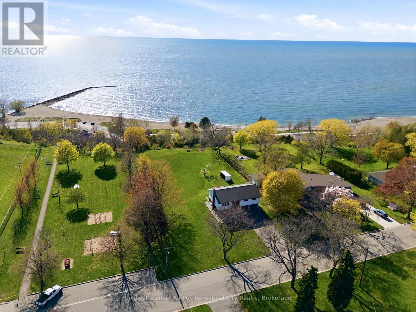 306 LAKESIDE DRIVE - 43
