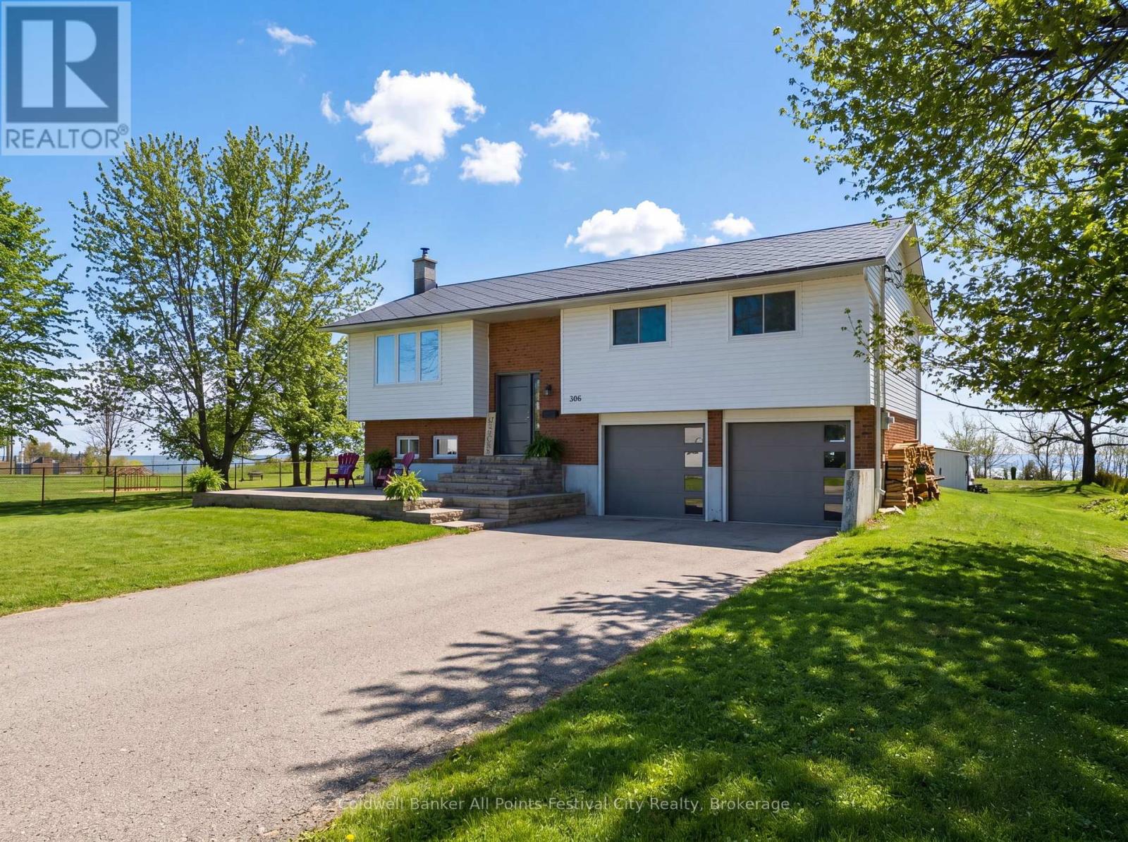 306 LAKESIDE DRIVE - 6