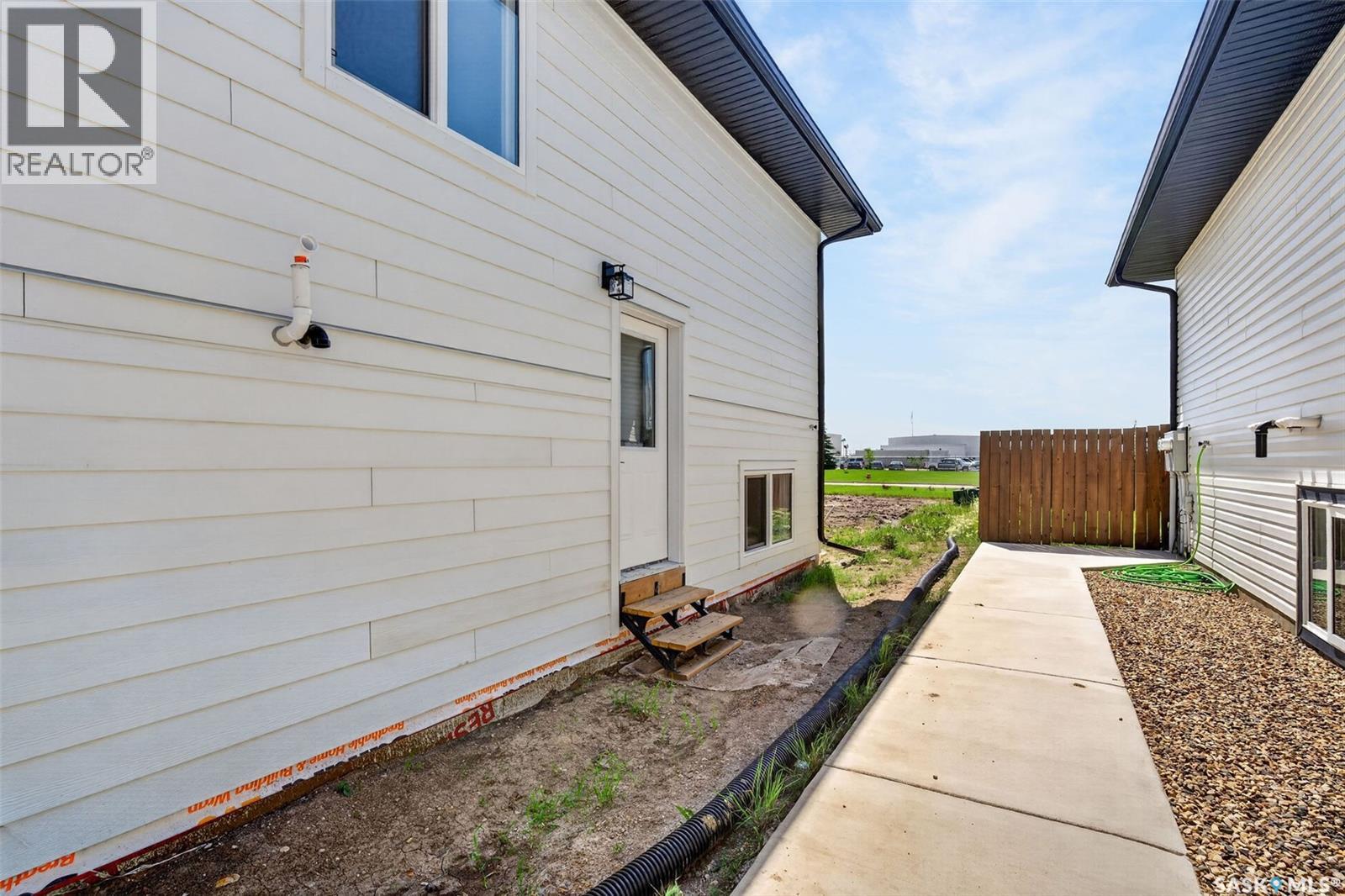 4 Aspen PLACE - 40