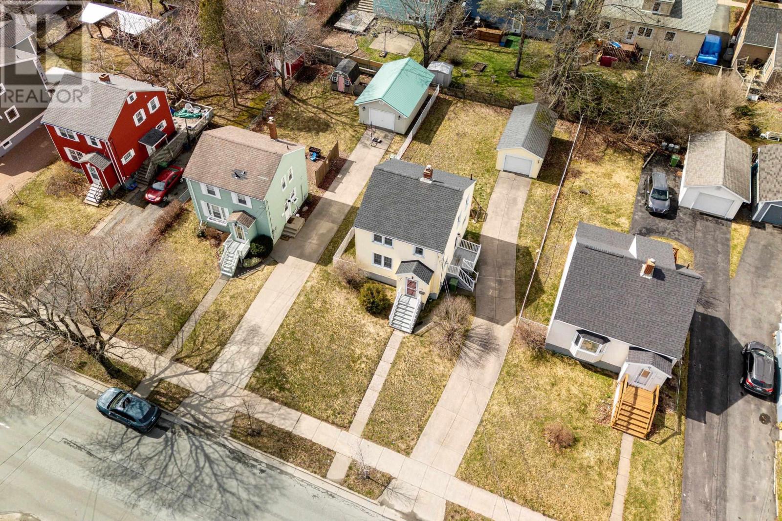 3058 Connaught Avenue - 6