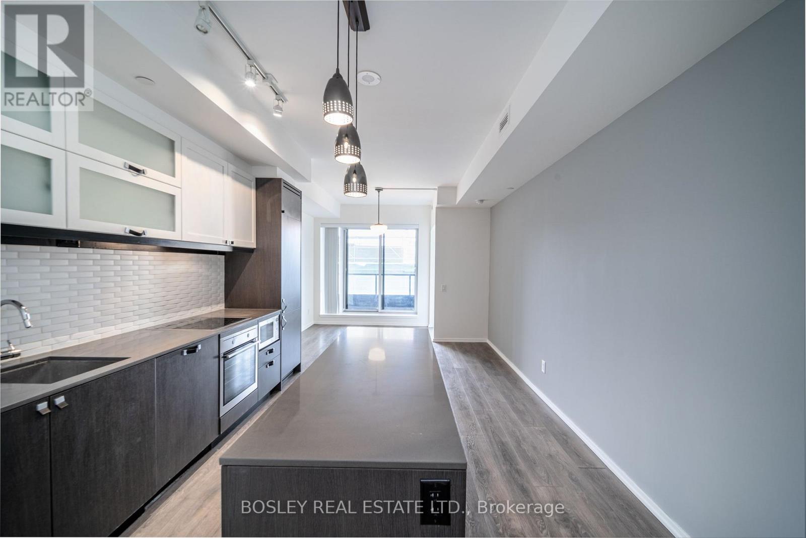#314 783 BATHURST STREET - 4