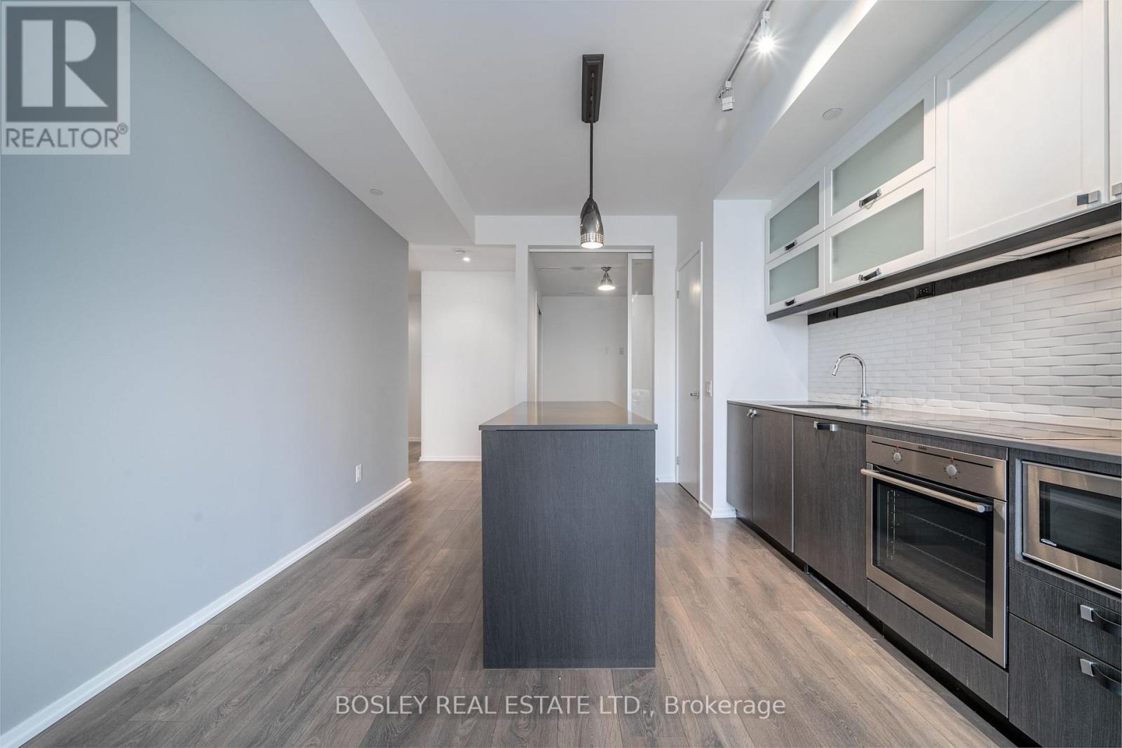 #314 783 BATHURST STREET - 7