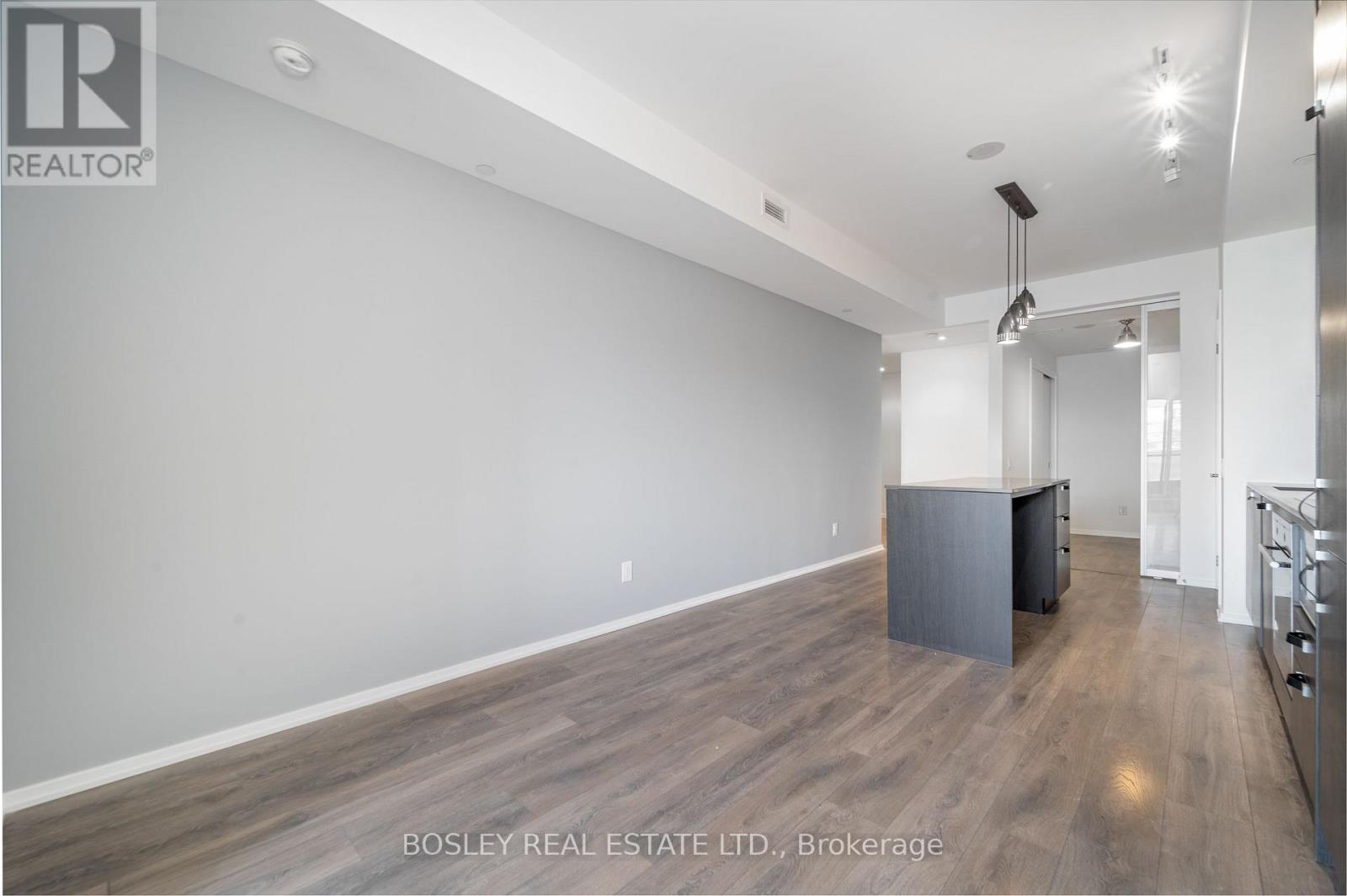 #314 783 BATHURST STREET - 8