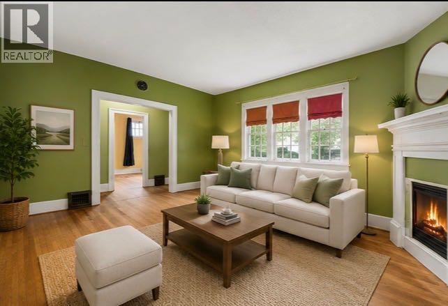 260 2 Street SE - 13