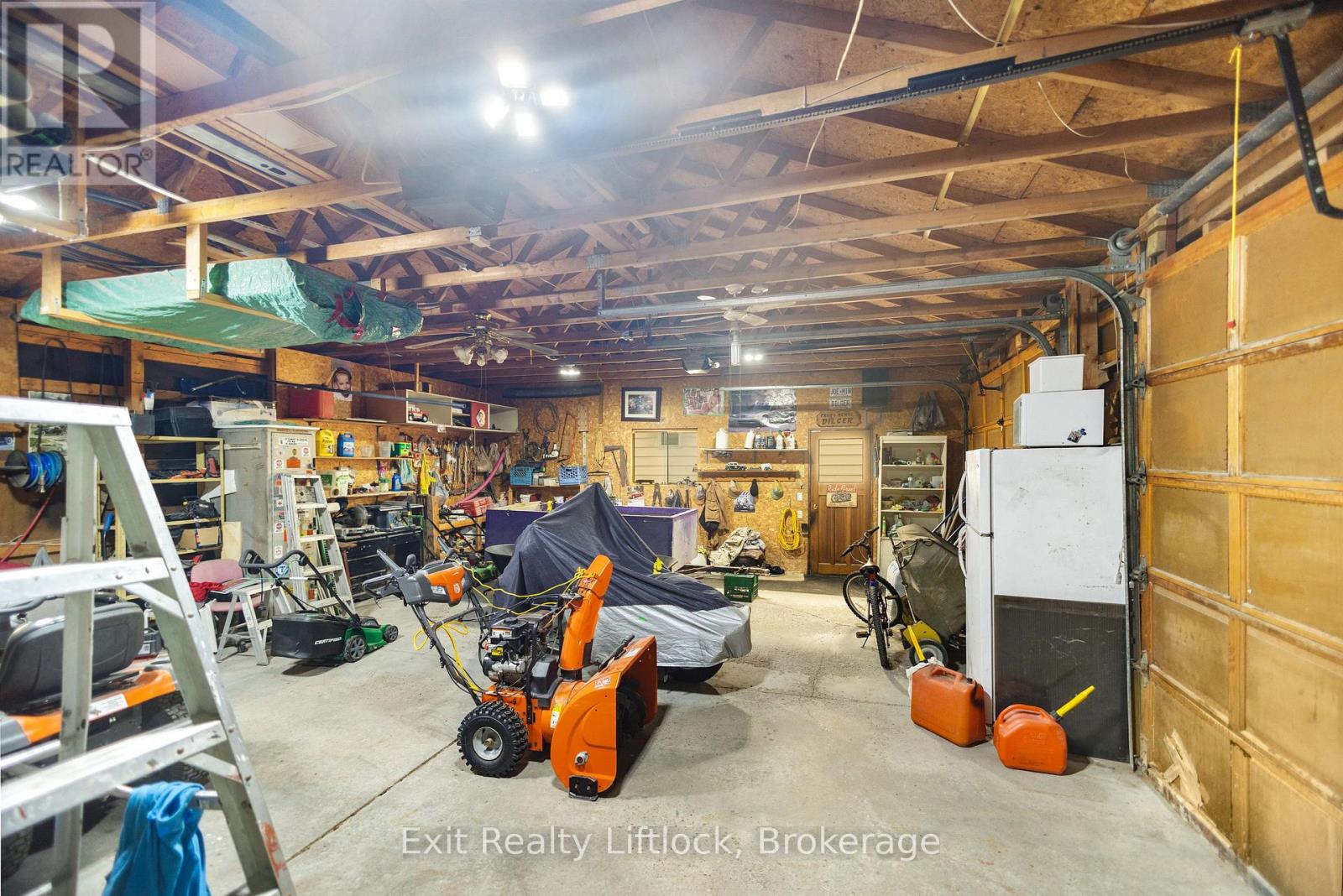 2 EDGEWOOD AVENUE - 35