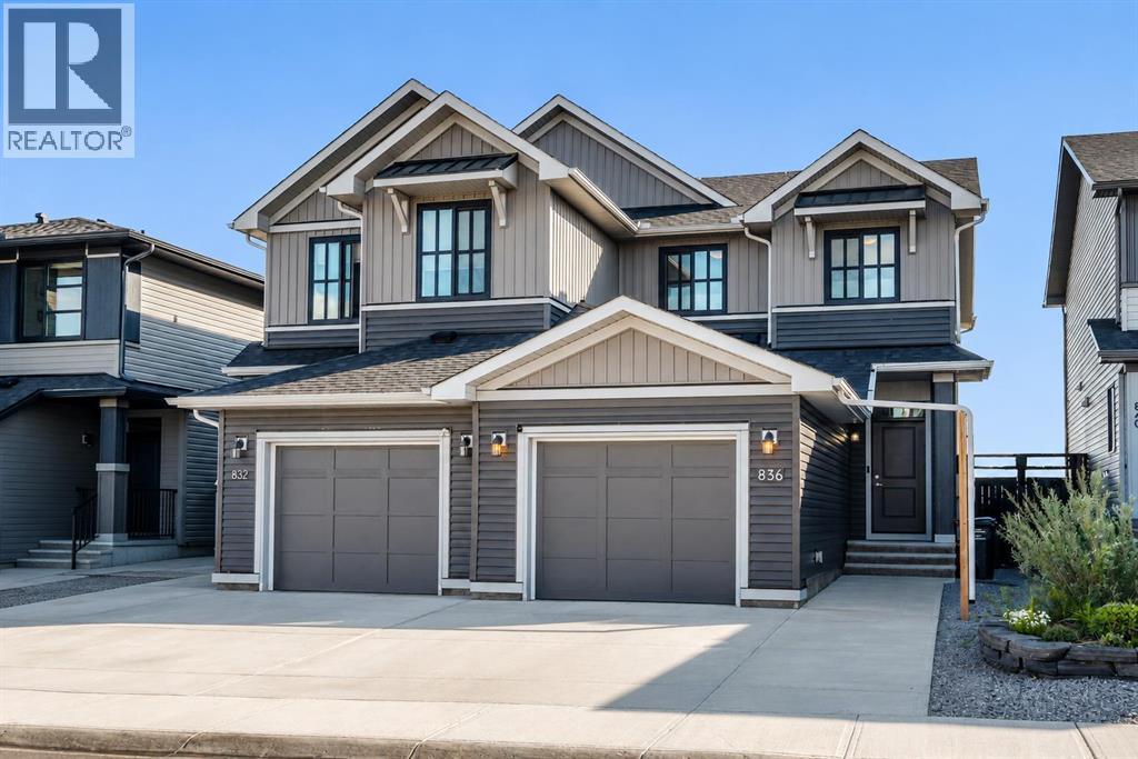 836 Seton Circle SE - 1