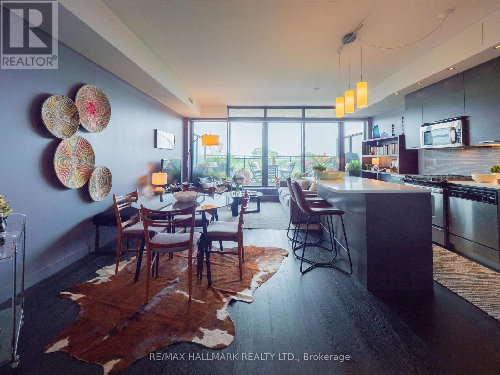 #602 90 BROADVIEW AVENUE - 12