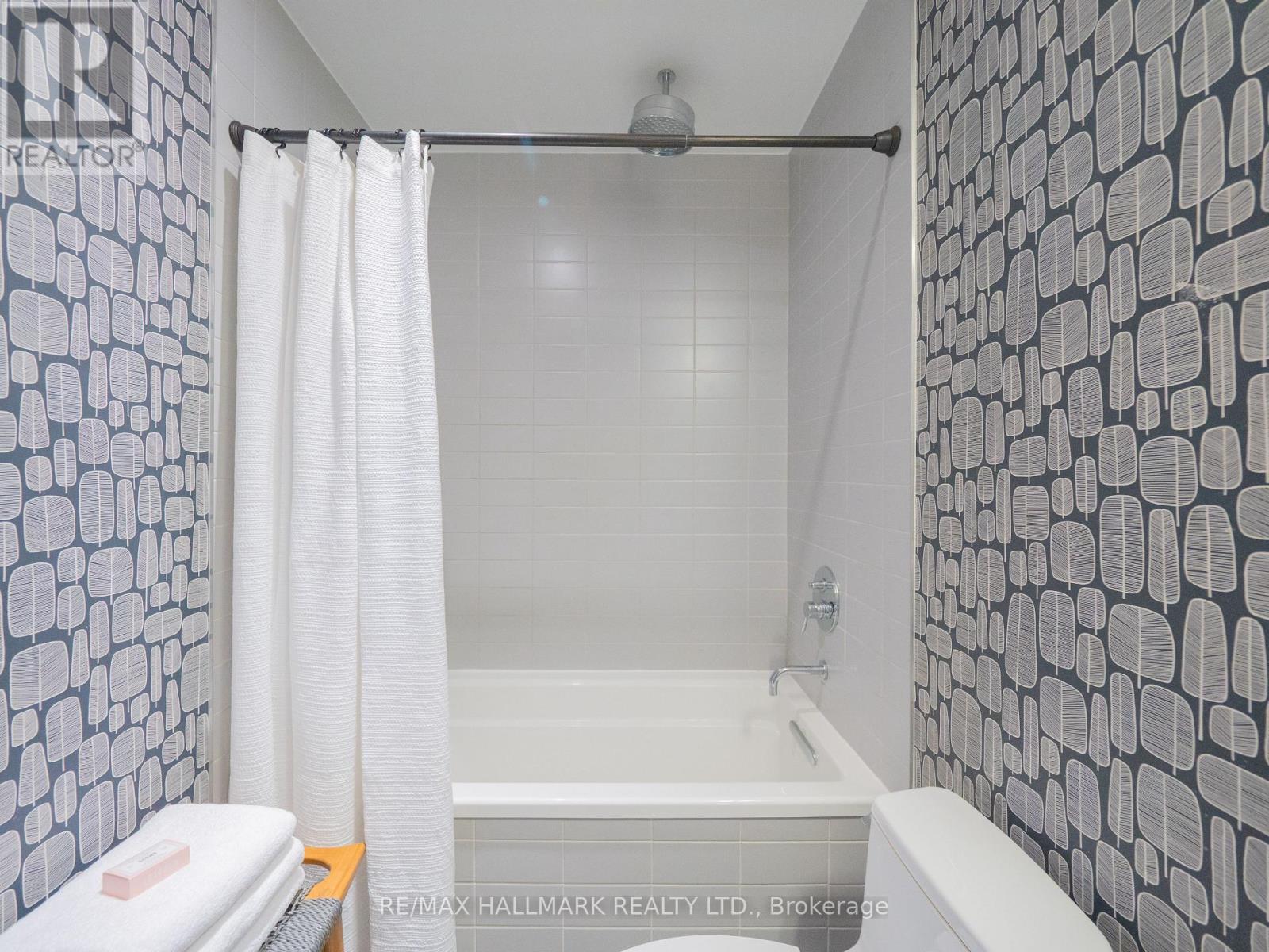 #602 90 BROADVIEW AVENUE - Image 29