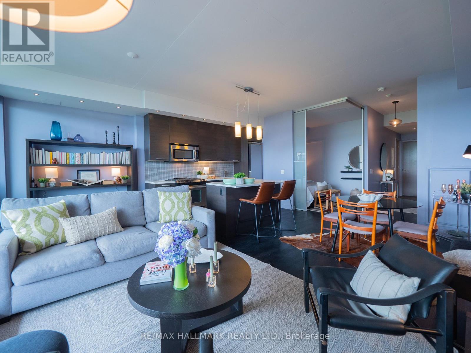 #602 90 BROADVIEW AVENUE - 4