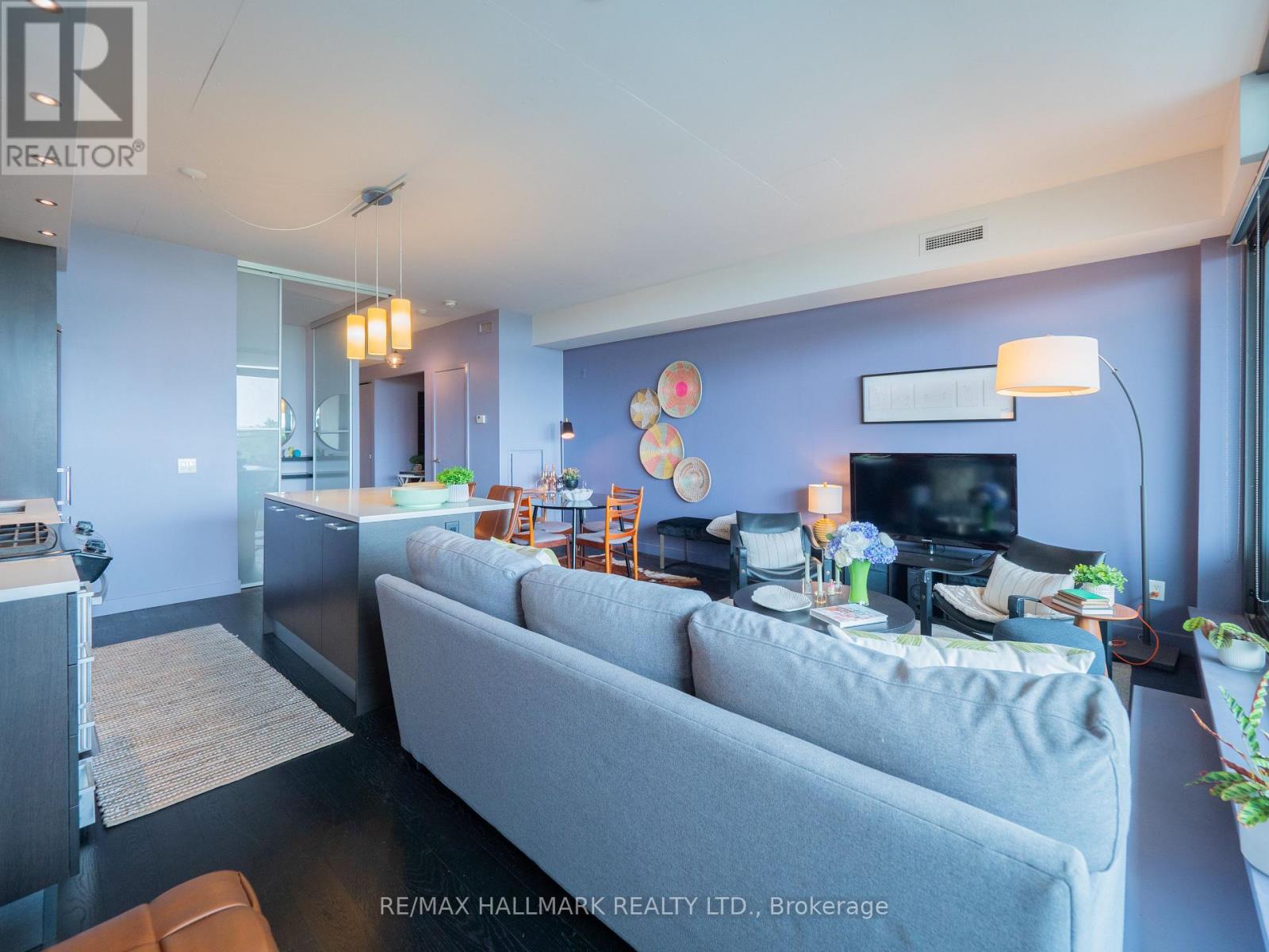 #602 90 BROADVIEW AVENUE - Image 8
