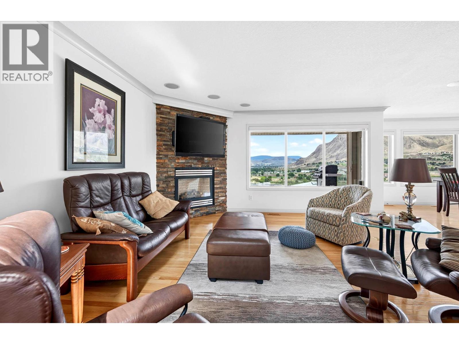 #34 1651 Valleyview Drive - 28