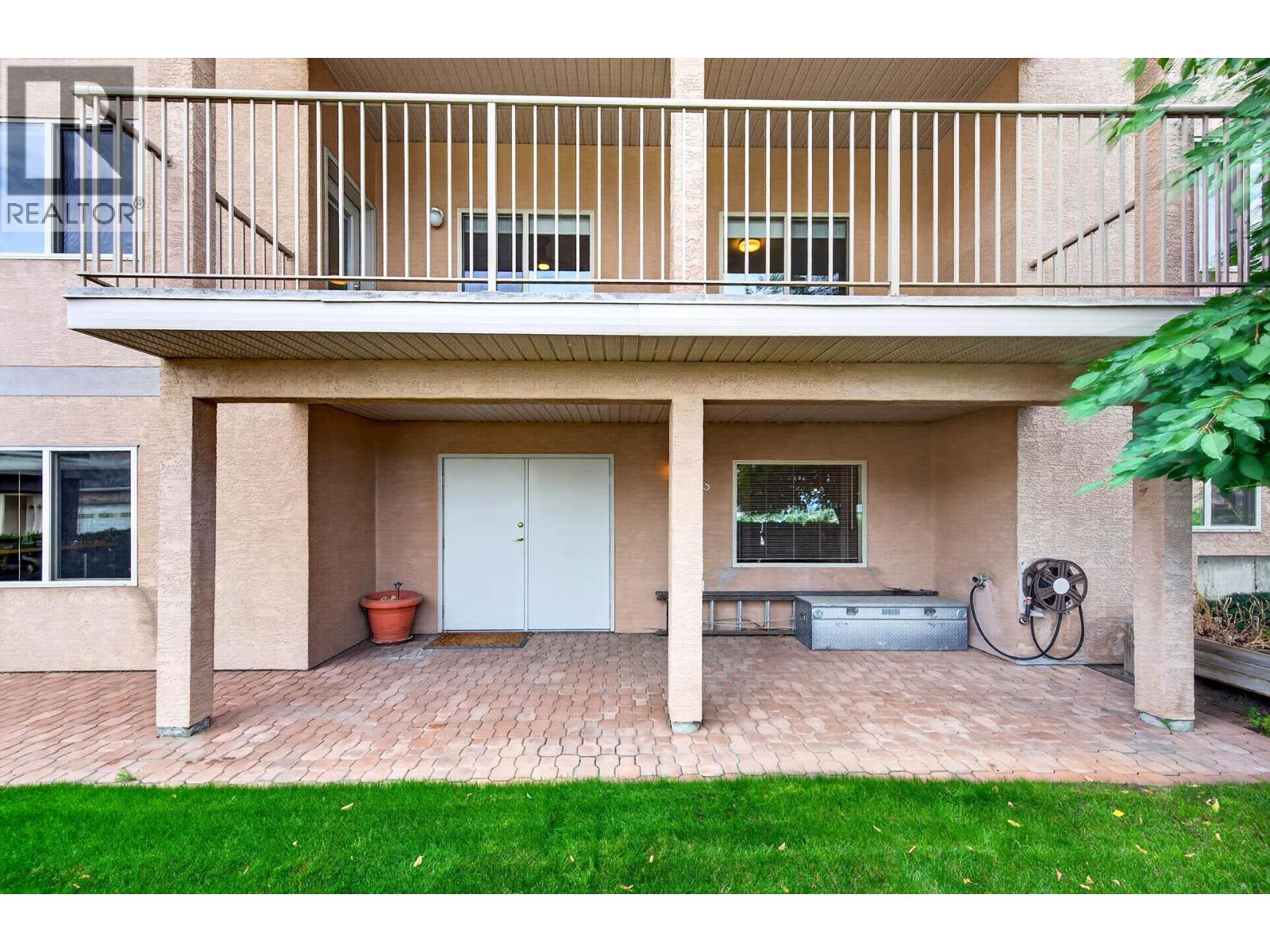 #34 1651 Valleyview Drive - 10