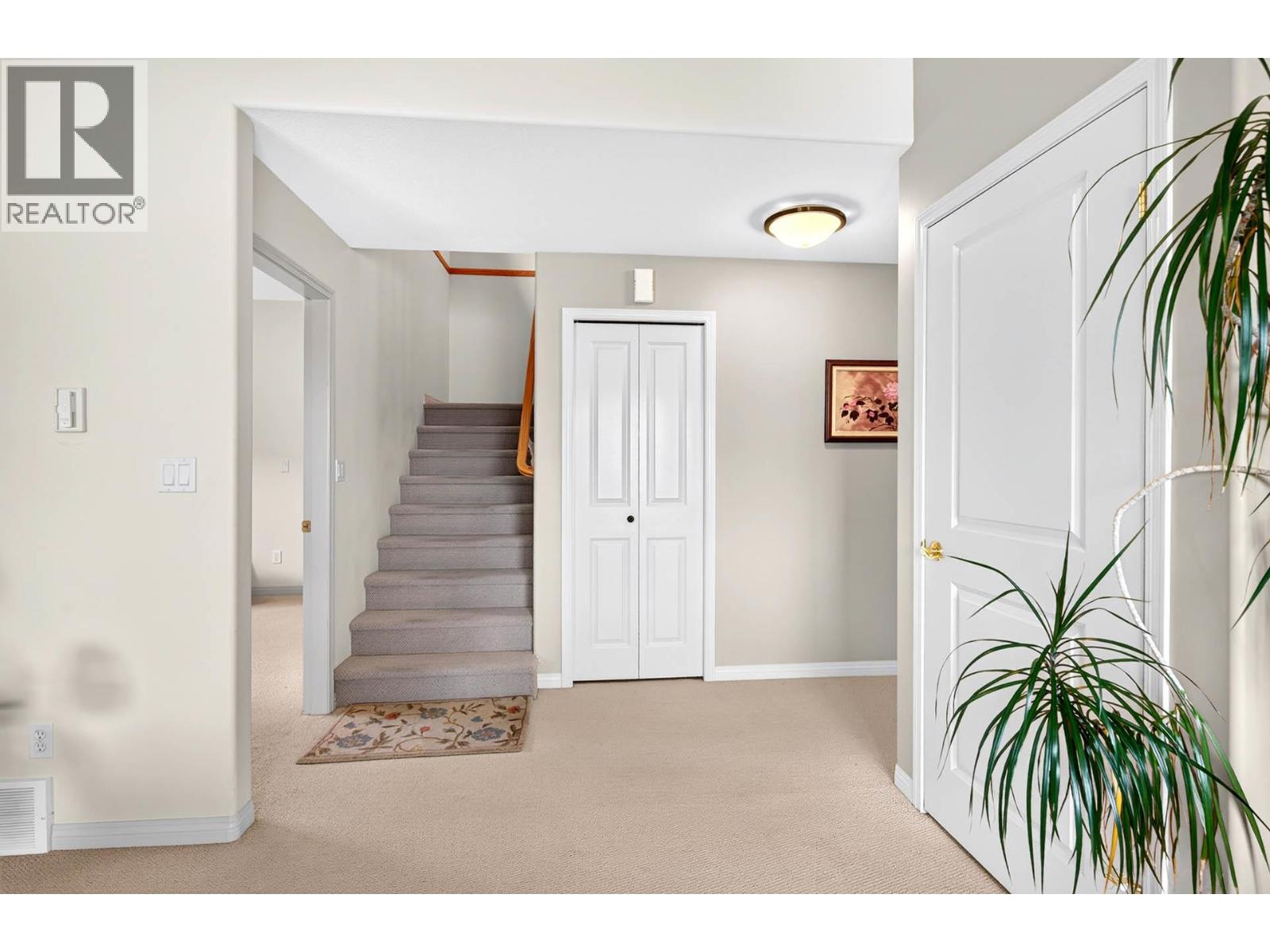 #34 1651 Valleyview Drive - 38