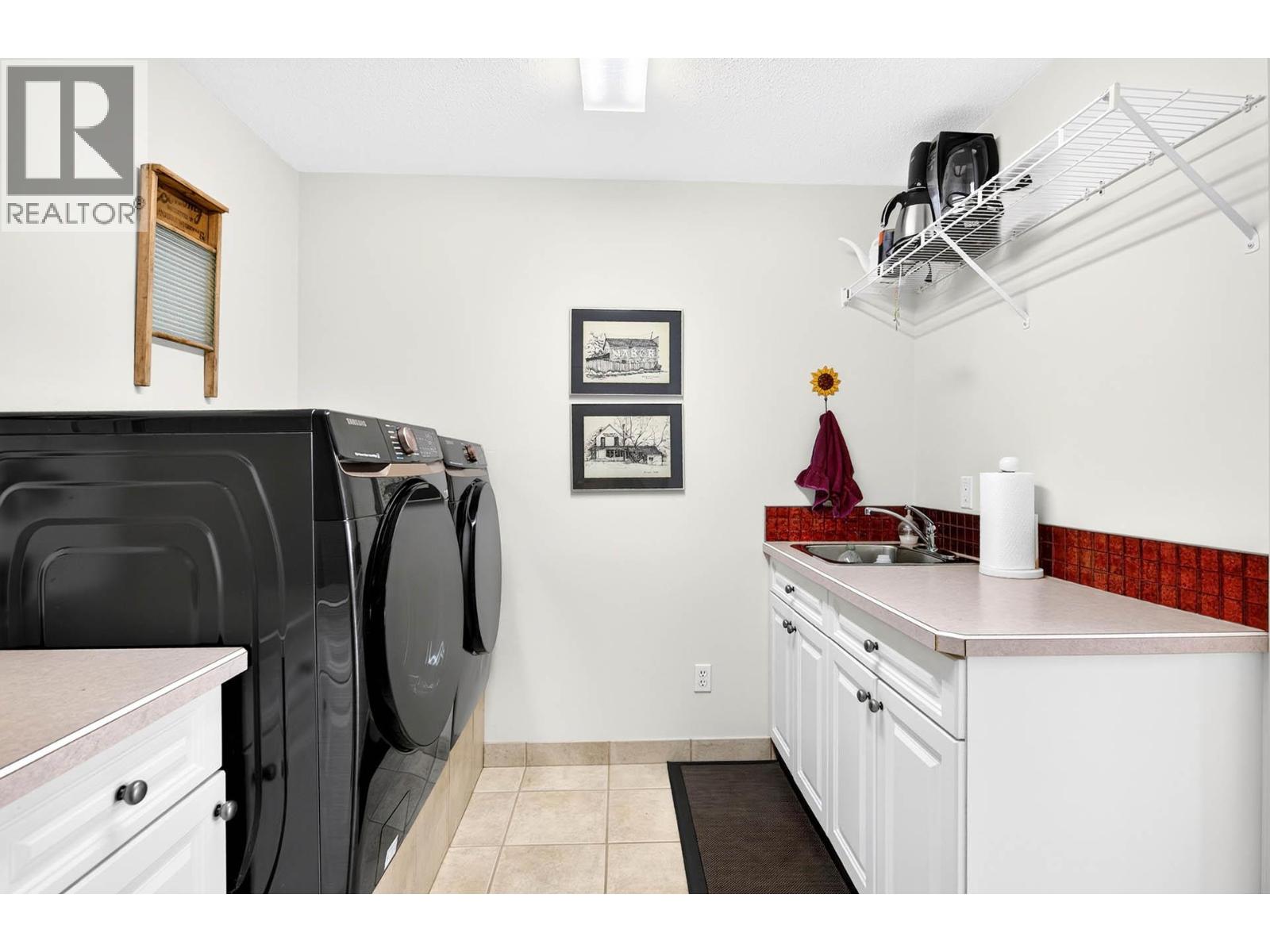 #34 1651 Valleyview Drive - 25