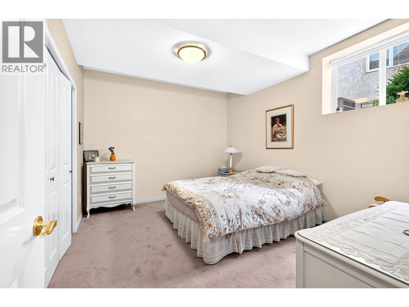 #34 1651 Valleyview Drive - 48