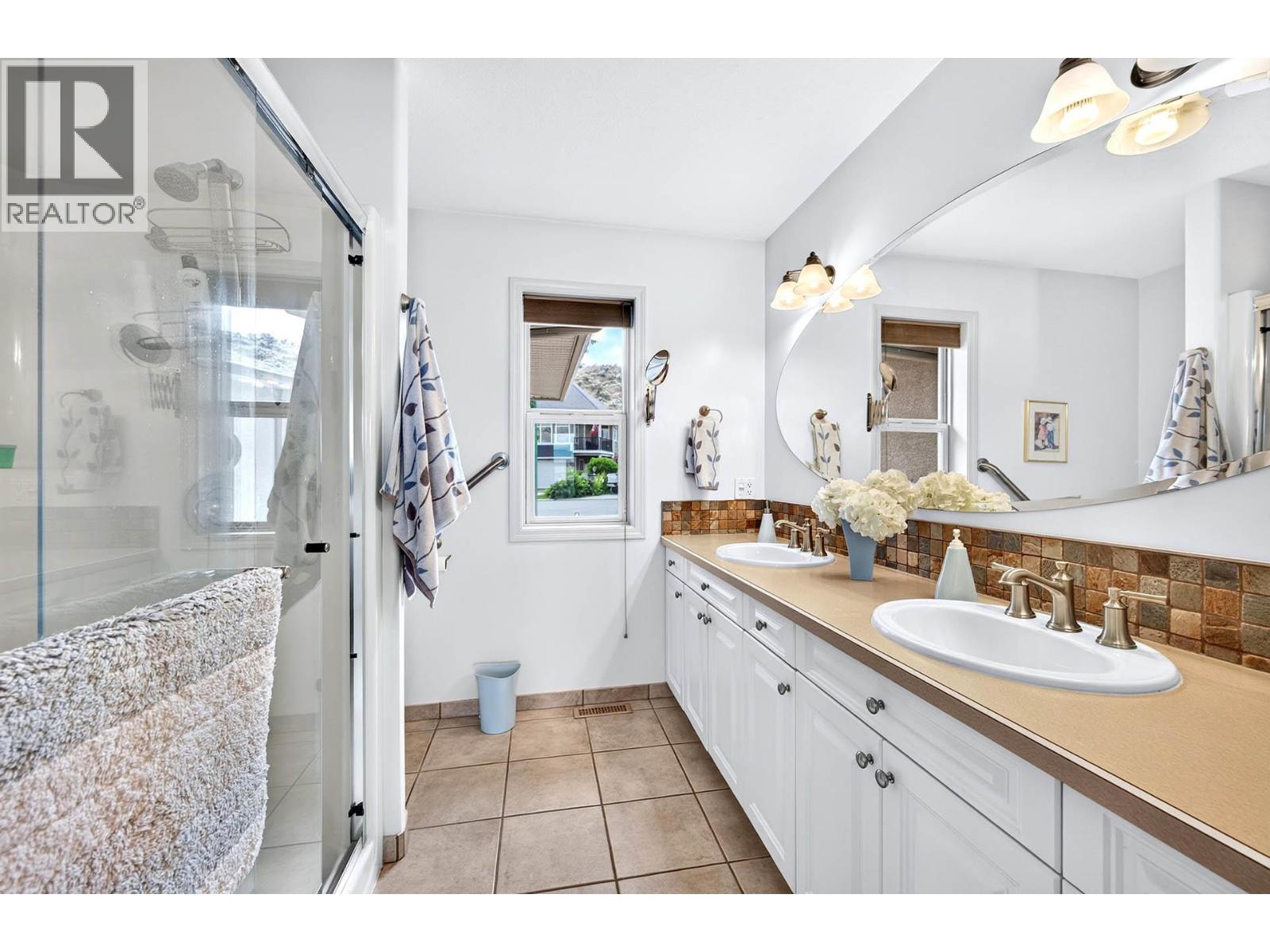#34 1651 Valleyview Drive - 44