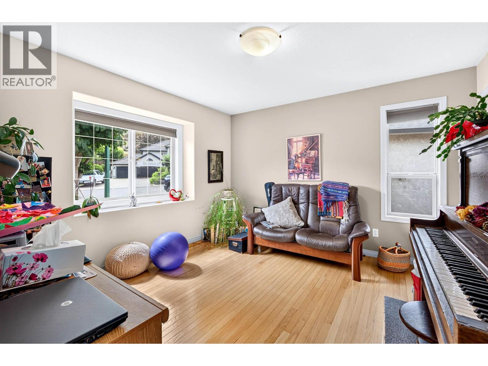 #34 1651 Valleyview Drive - 46