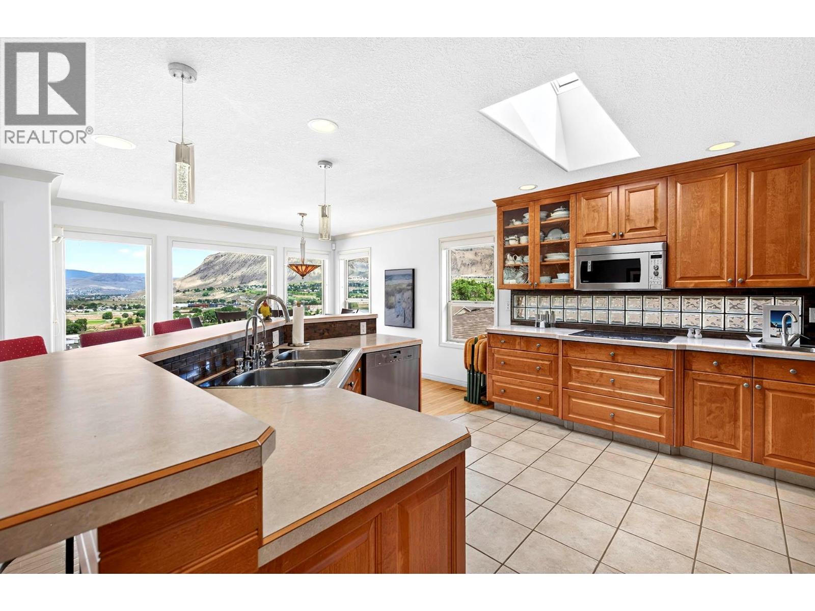 #34 1651 Valleyview Drive - 19