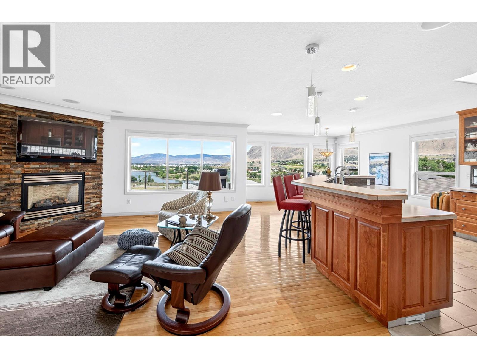 #34 1651 Valleyview Drive - 31