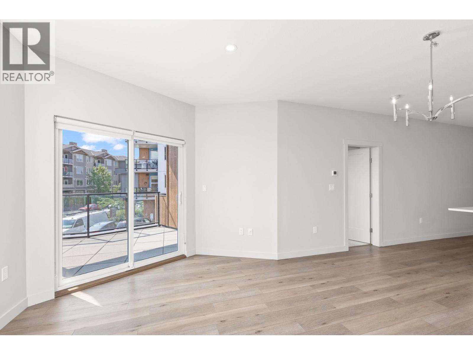 #201 3630 Mission Springs Drive - 9