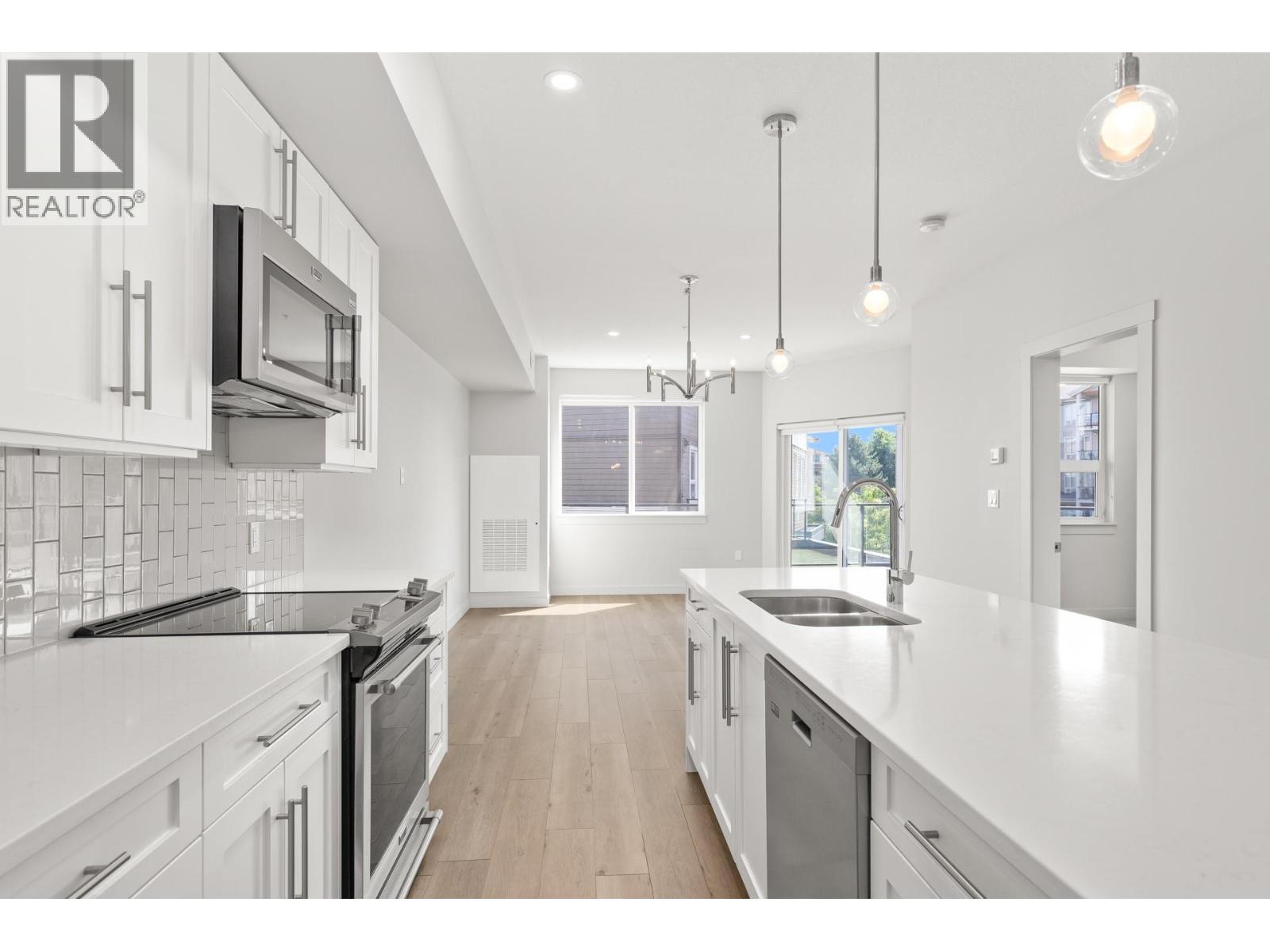 #201 3630 Mission Springs Drive - 4