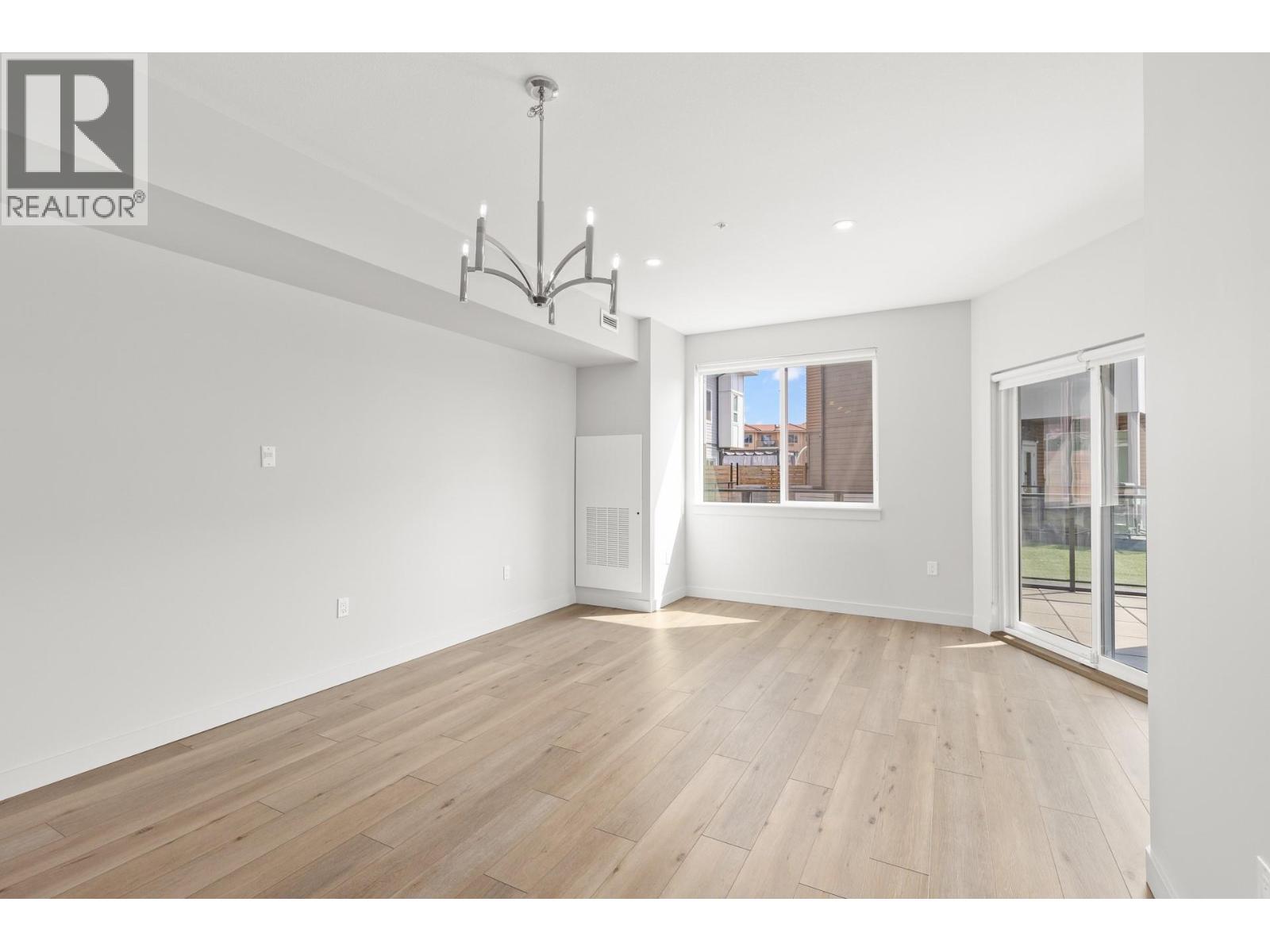 #201 3630 Mission Springs Drive - 8