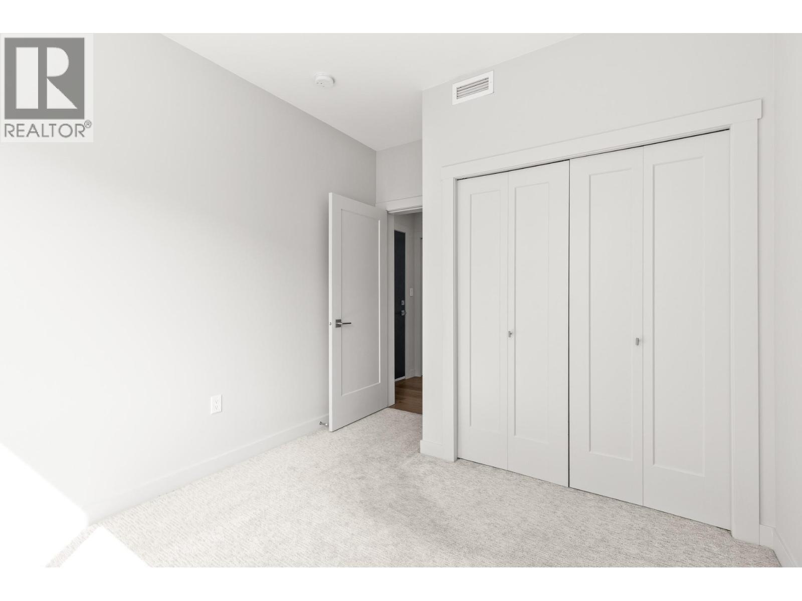 #201 3630 Mission Springs Drive - 22