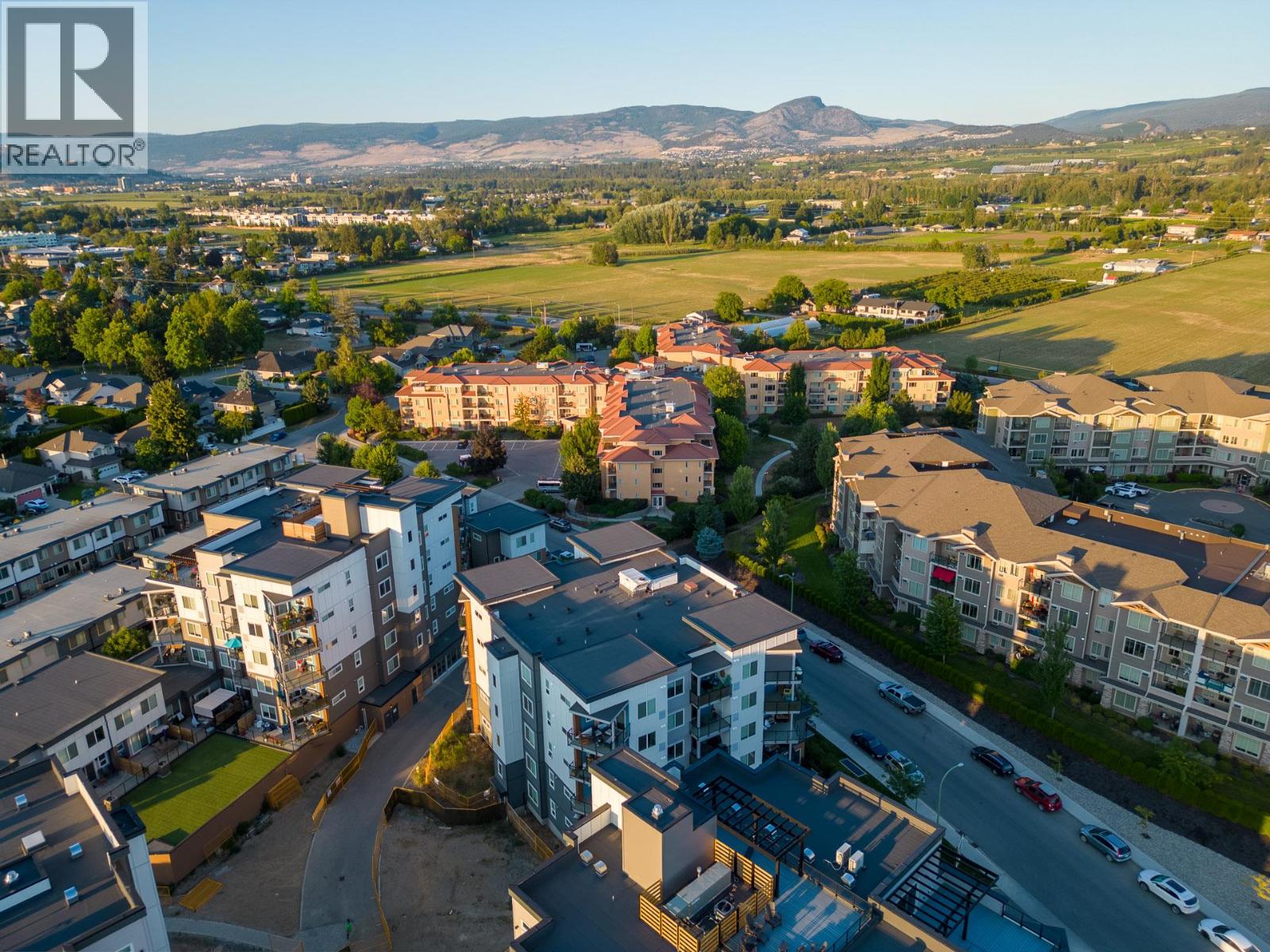 #201 3630 Mission Springs Drive - 28