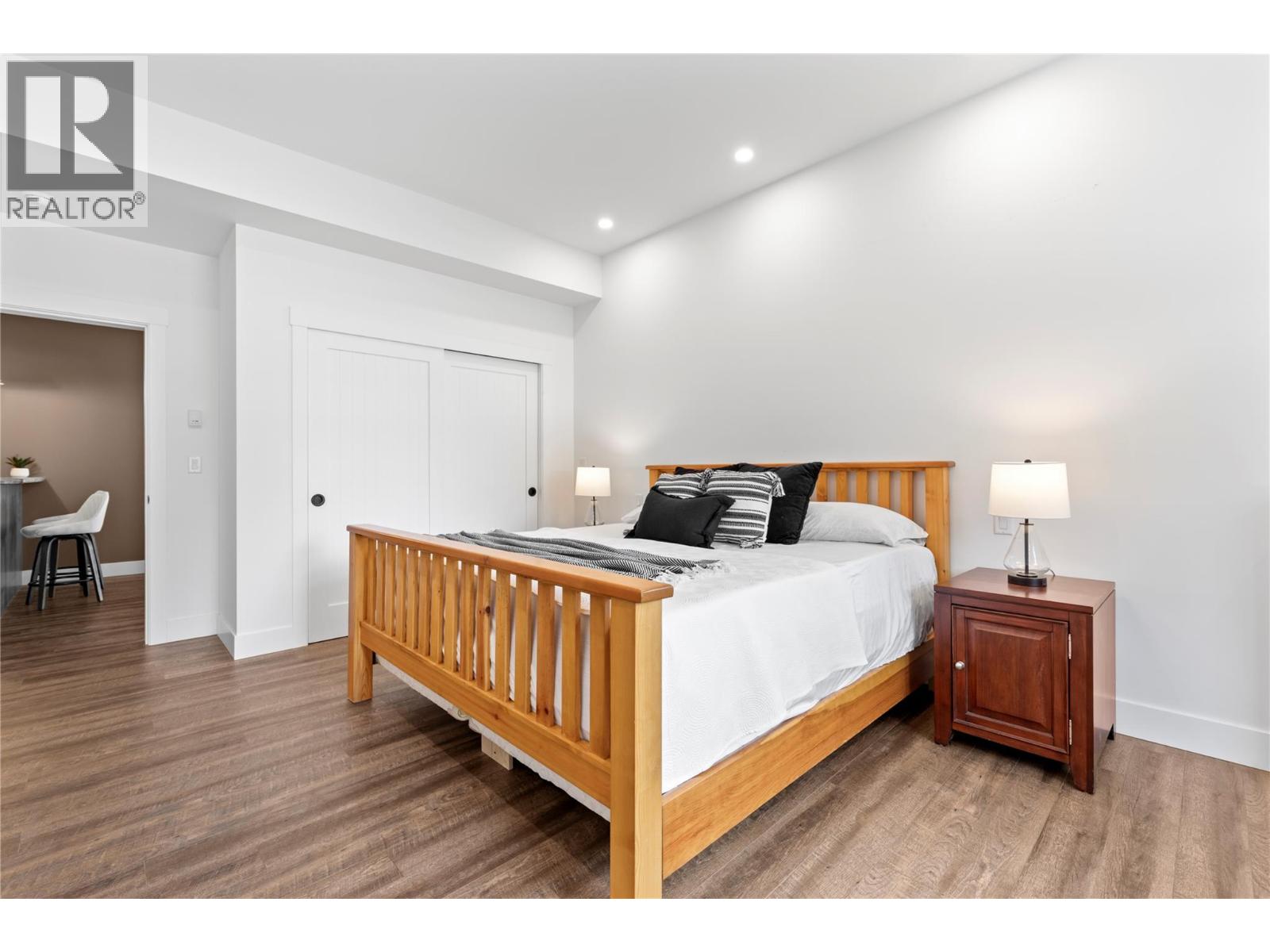 3401 Roncastle Road - 48