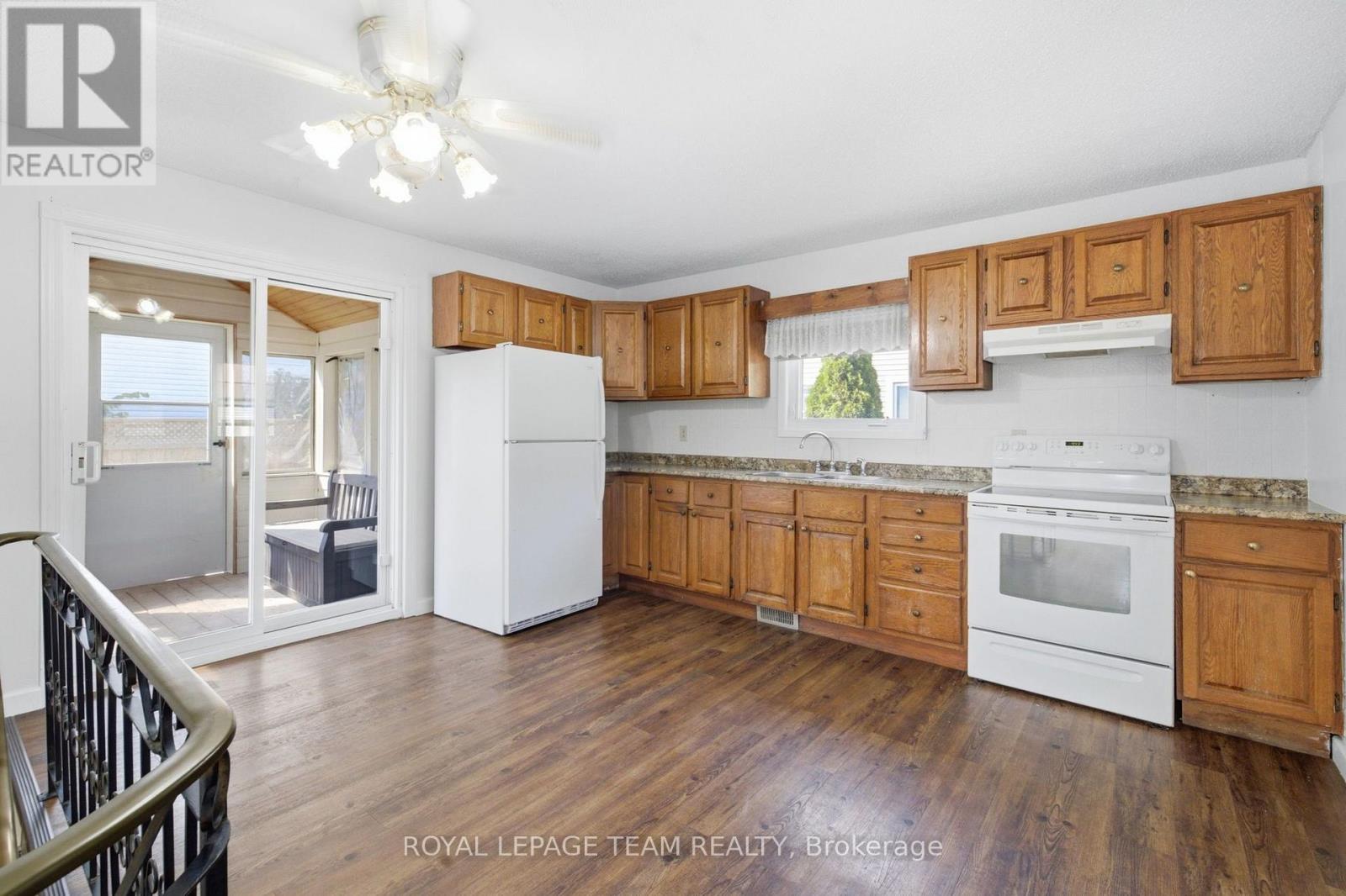 218 RIDEAU STREET - Image 21