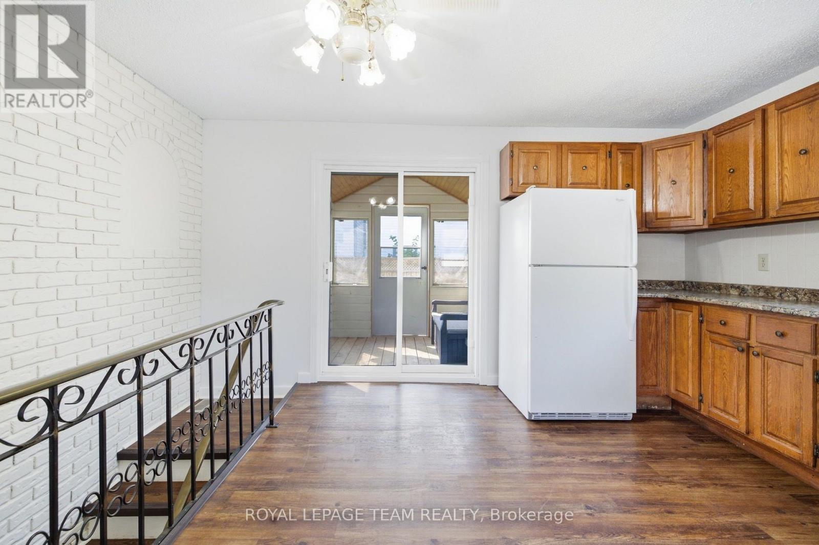 218 RIDEAU STREET - Image 30