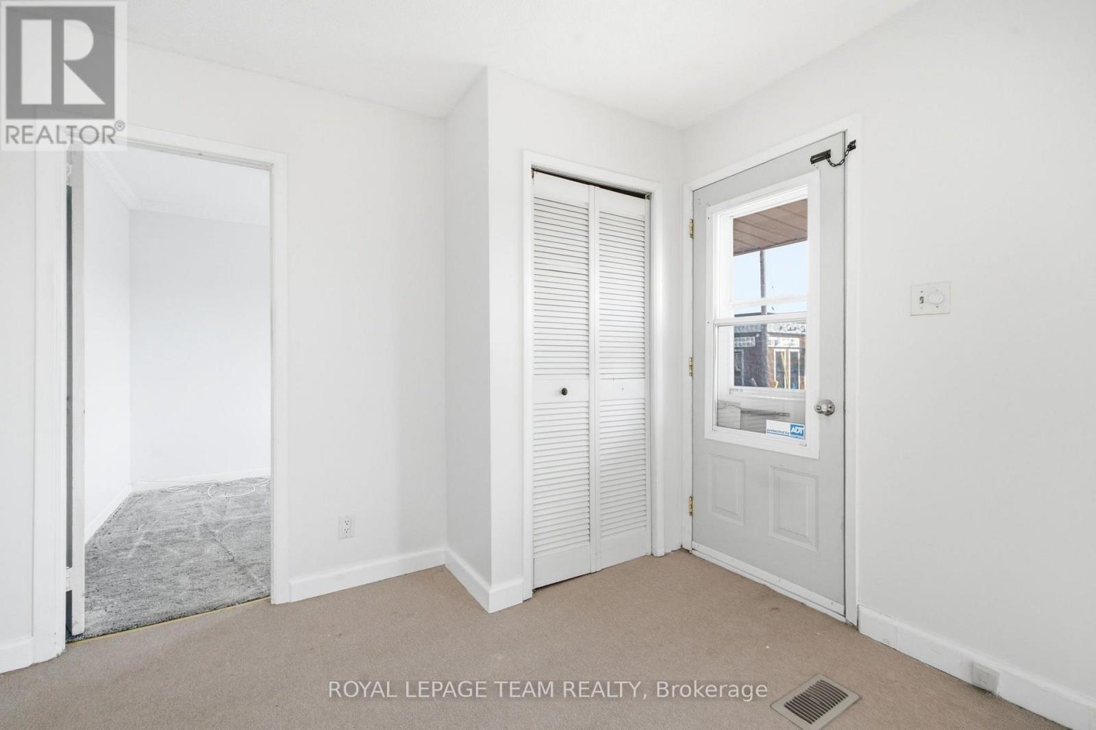218 RIDEAU STREET - Image 7