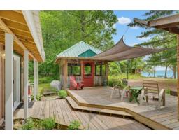 116 Ch. F, L Isle Aux Allumettes, QC J0X1M0 Photo 15