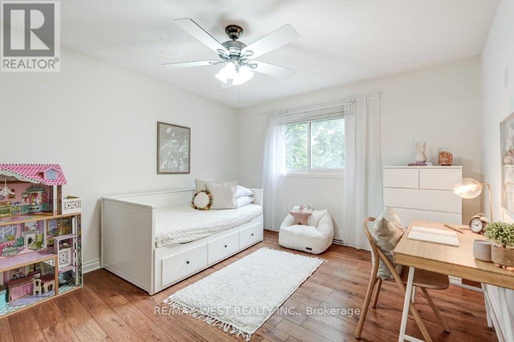 #41 6240 MONTEVIDEO ROAD - 12