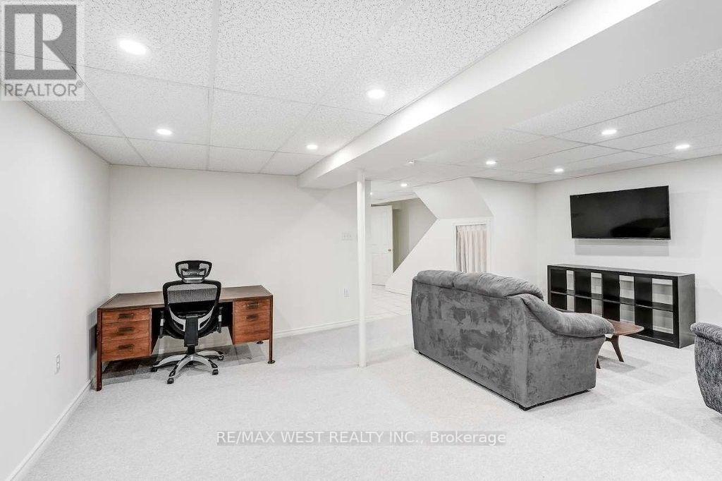 #41 6240 MONTEVIDEO ROAD - 14