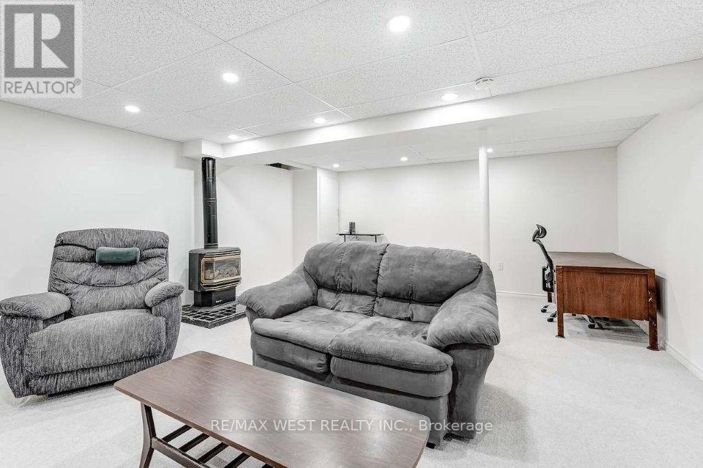 #41 6240 MONTEVIDEO ROAD - 15