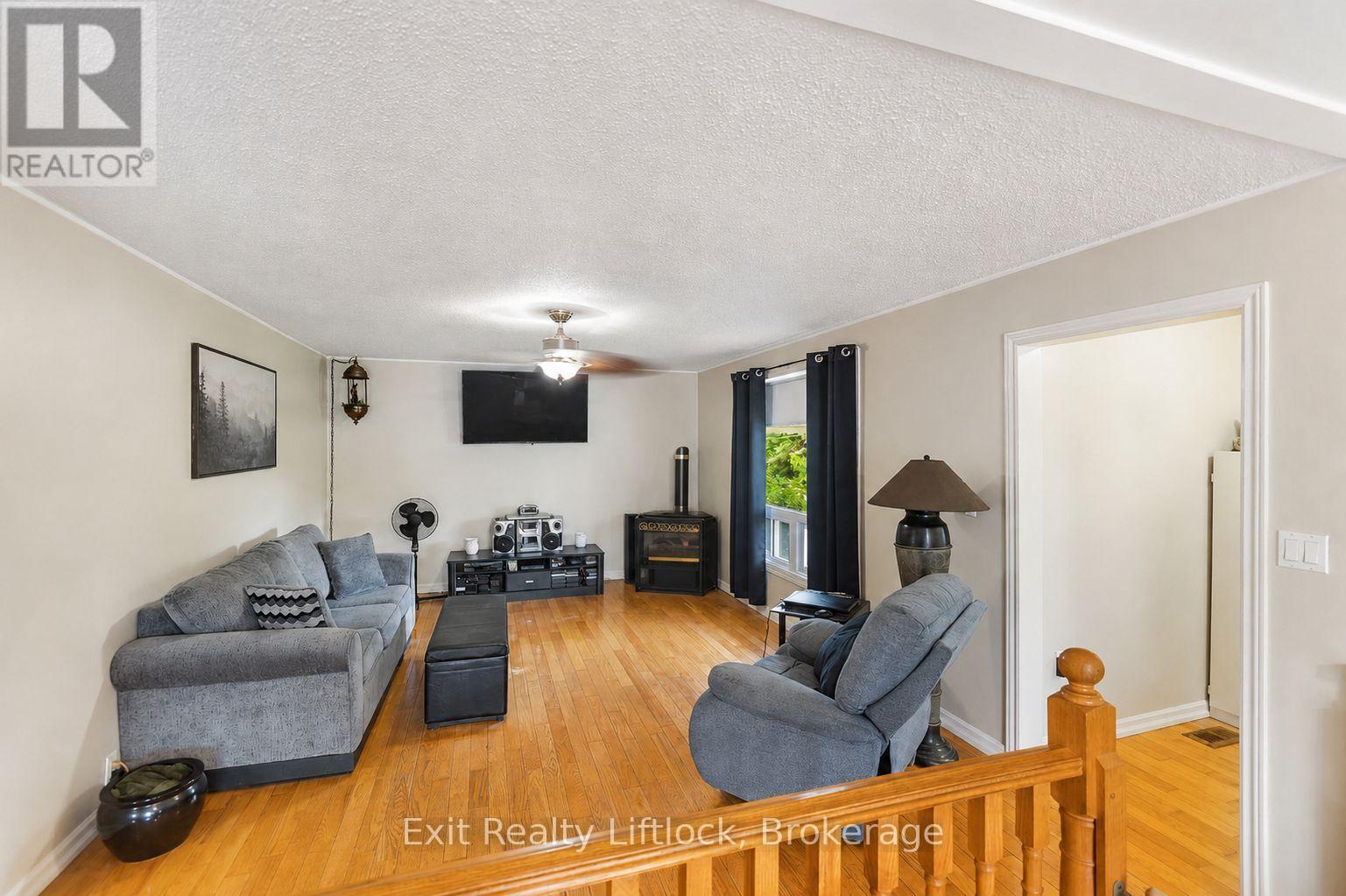 2 EDGEWOOD AVENUE - Image 10