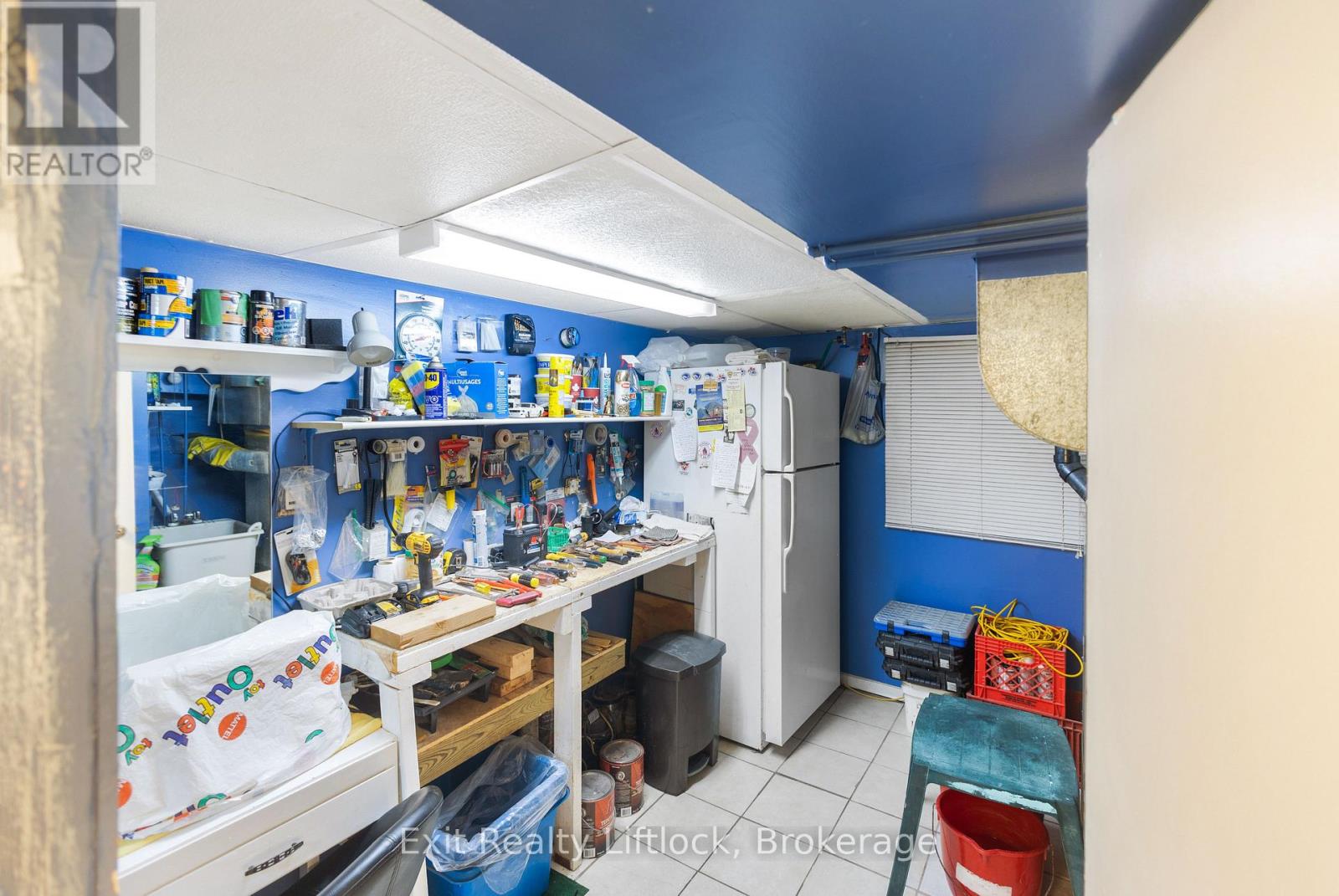 2 EDGEWOOD AVENUE - 25