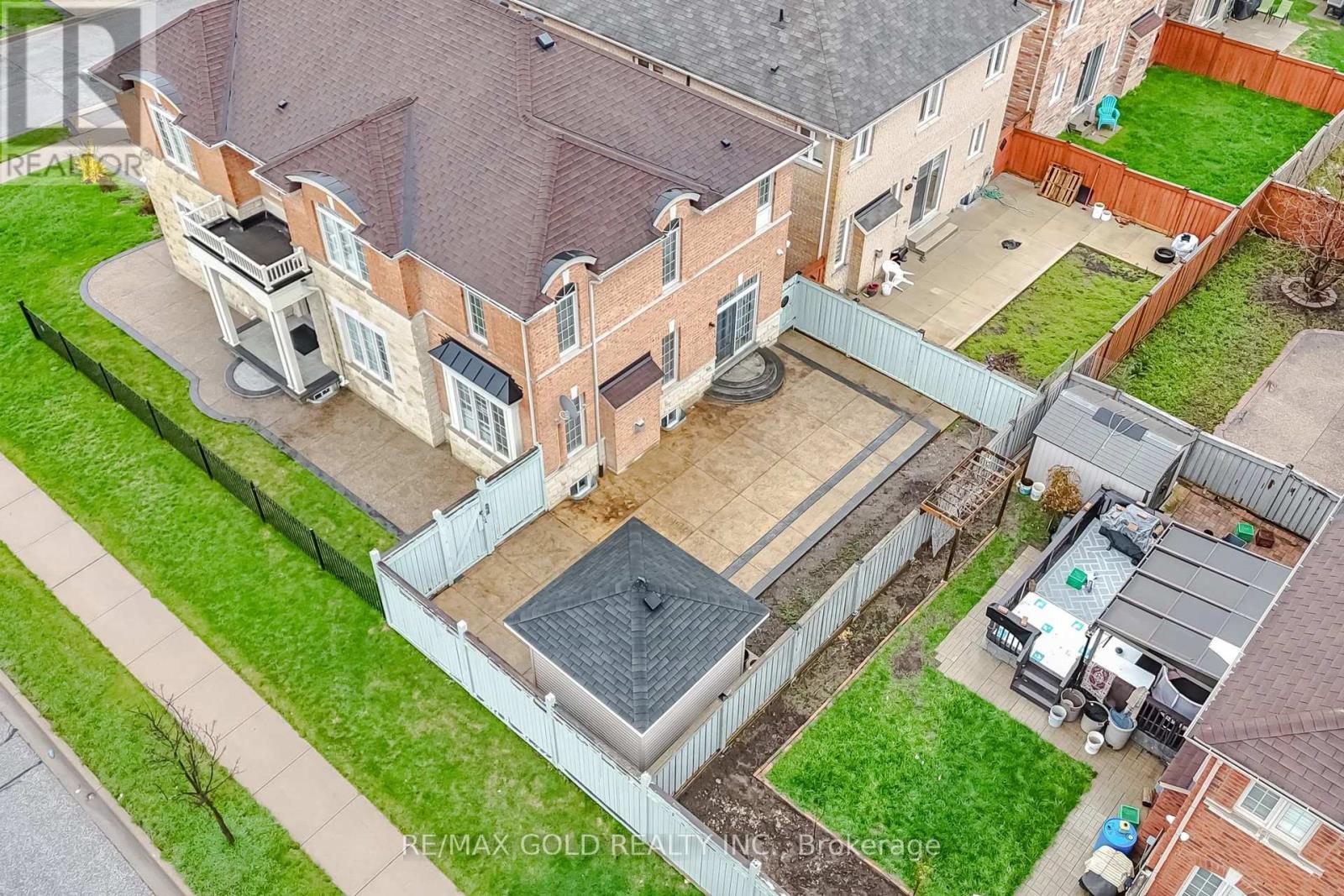26 DRUMMONDVILLE DRIVE - 26