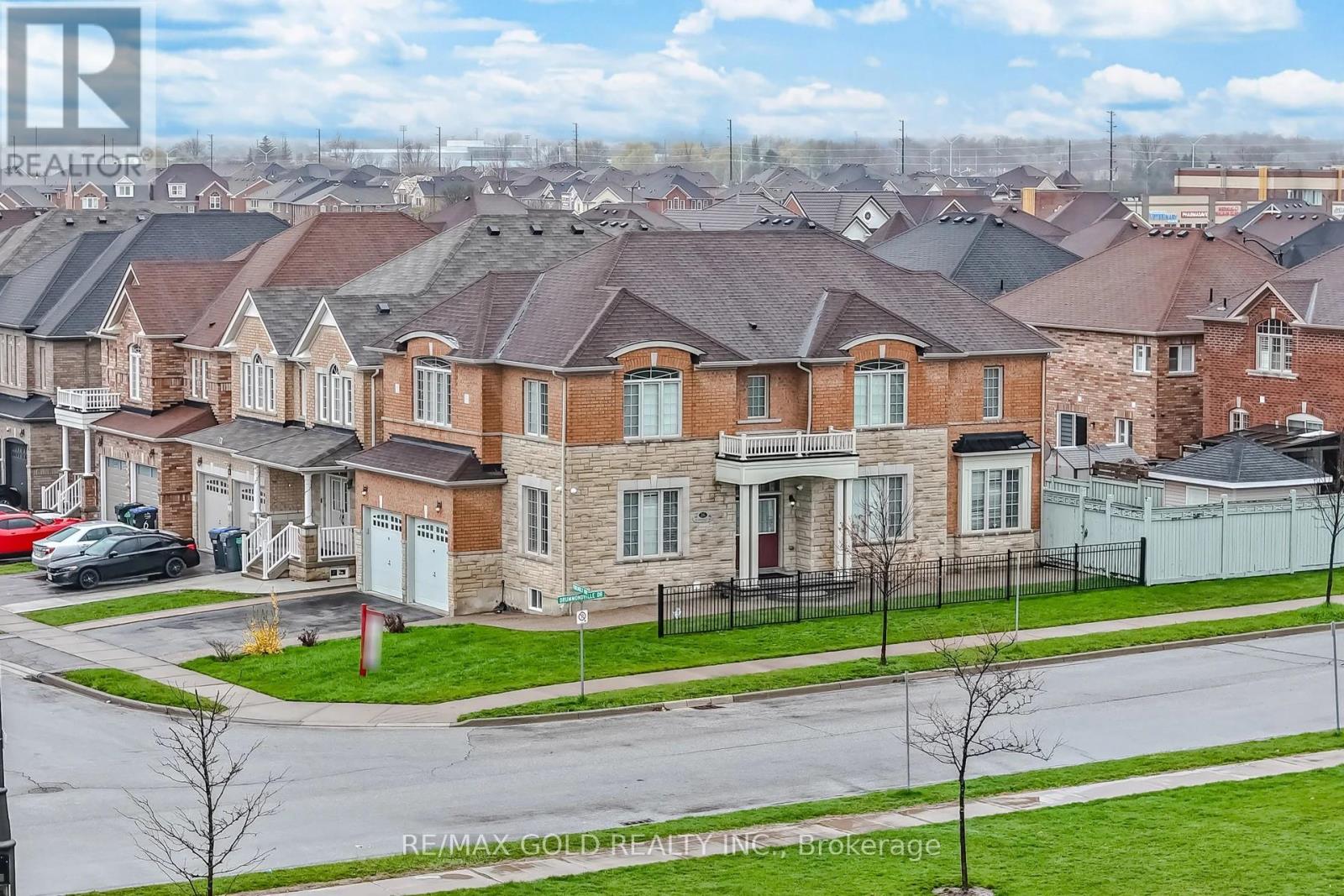 26 DRUMMONDVILLE DRIVE - 28