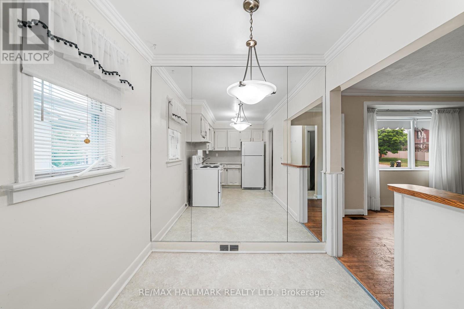 27 SUNRAY CRESCENT - Image 12