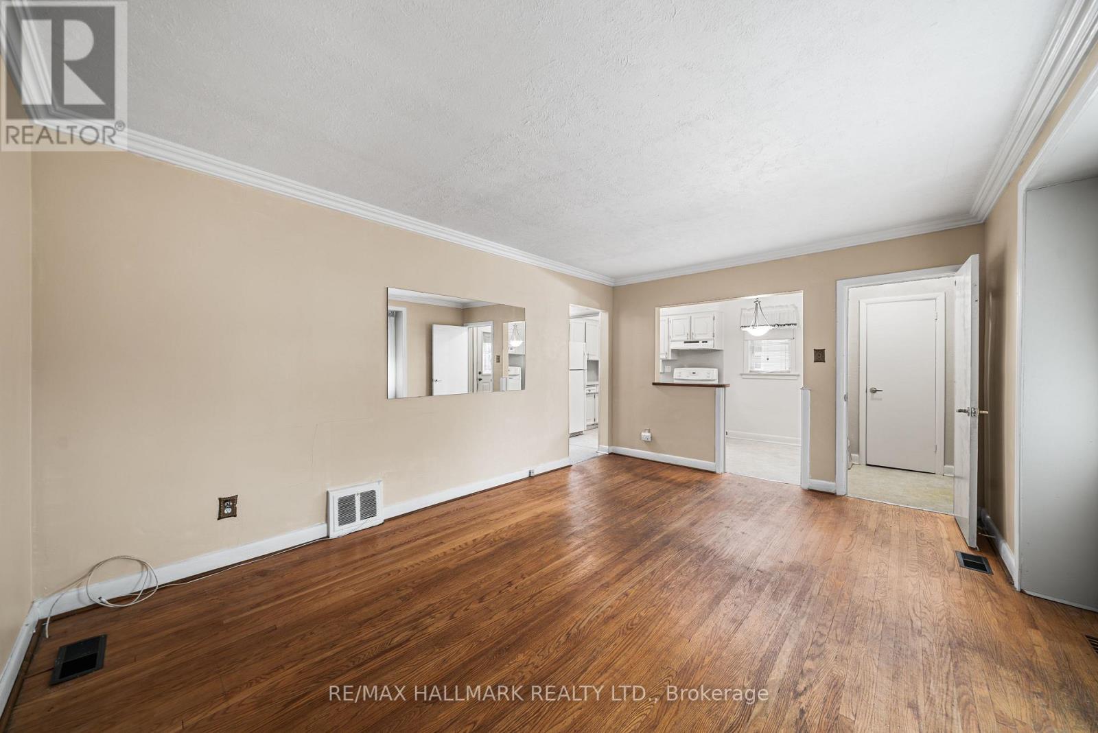 27 SUNRAY CRESCENT - Image 7